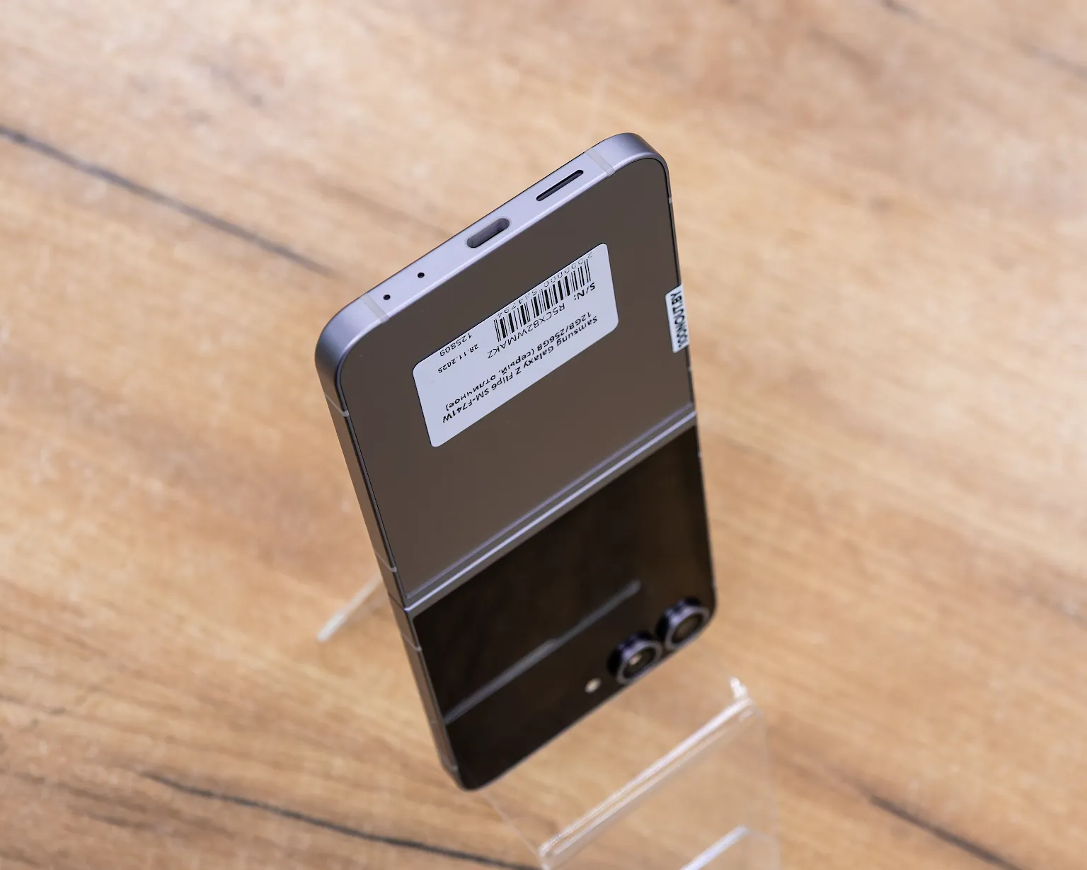 Samsung Galaxy Z Flip6 SM-F741W 12GB/256GB (серый, отличное)