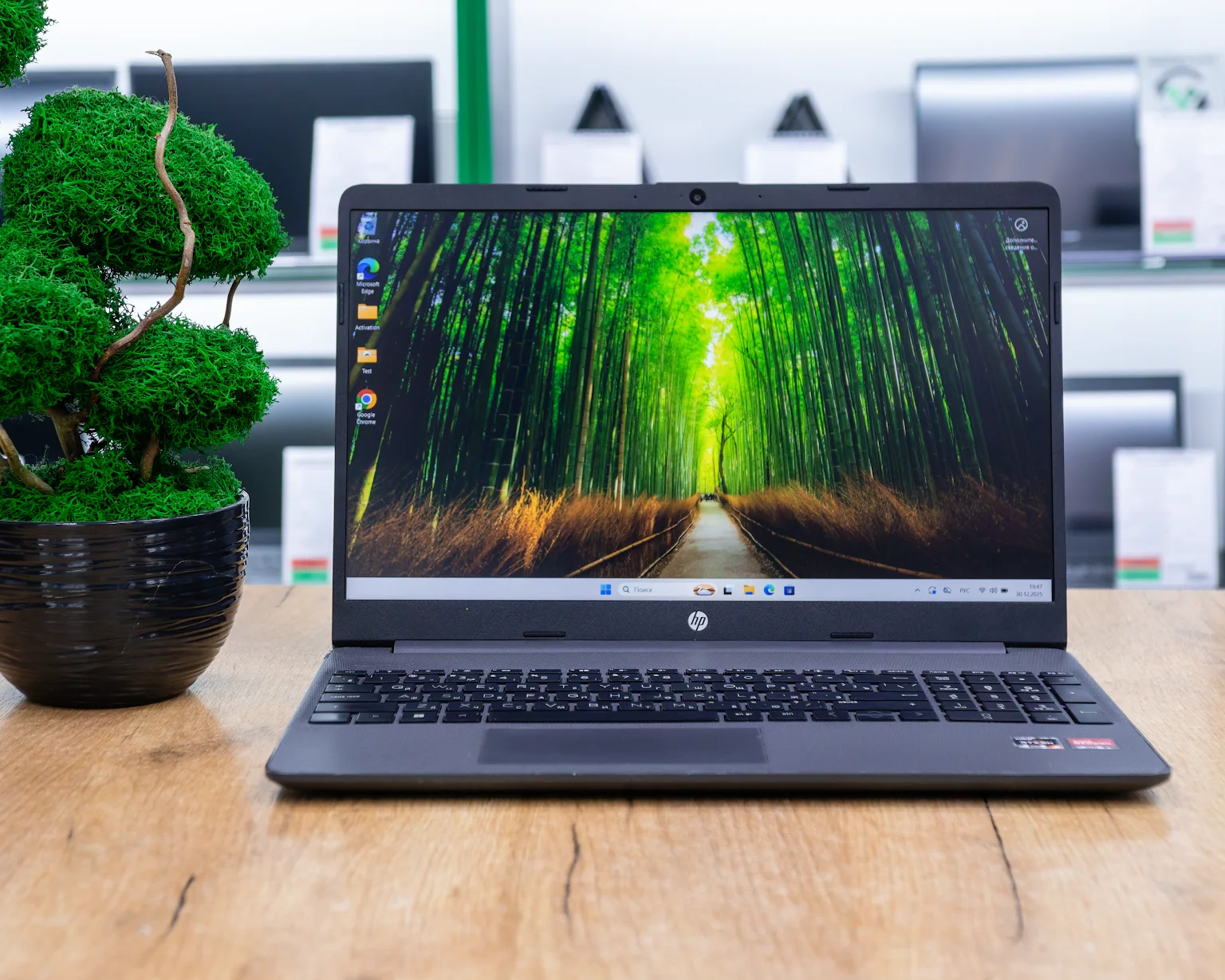 Ноутбук HP 15s-eq (IPS/AMD Ryzen 5 5625U/AMD Radeon Graphics/8GB/SSD 256GB)