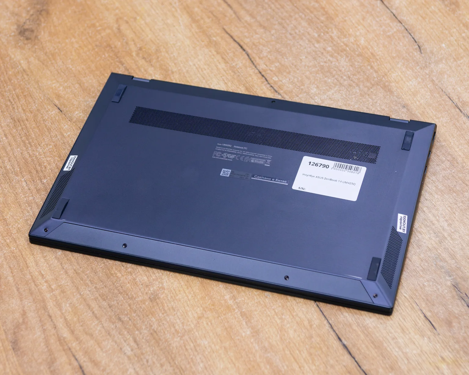 Ноутбук ASUS ZenBook 14 UM425Q (IPS/AMD Ryzen 7 5800H/AMD Radeon Graphics/16GB/SSD 512GB)