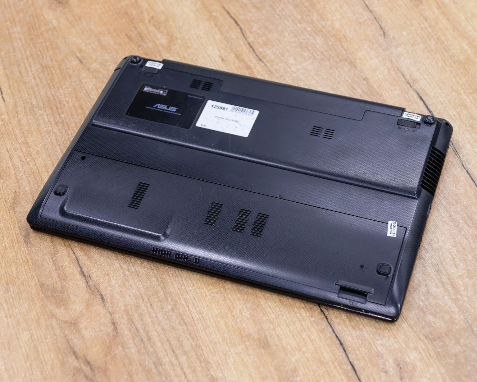 Ноутбук Asus X55VD  (HD/Intel Celeron B830/NVIDIA GeForce 610M 1 Гб/4GB/HDD 500GB)