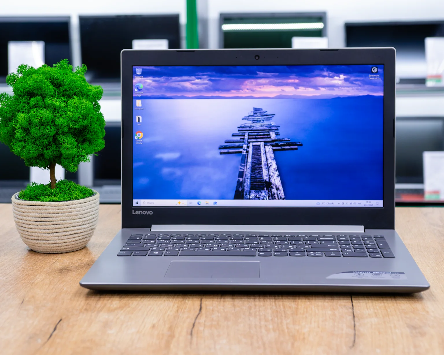 Ноутбук Lenovo IdeaPad 320-15IKB (FHD/i5-7gen/GeForce 940MX 2GB/8GB/SSD 480GB)