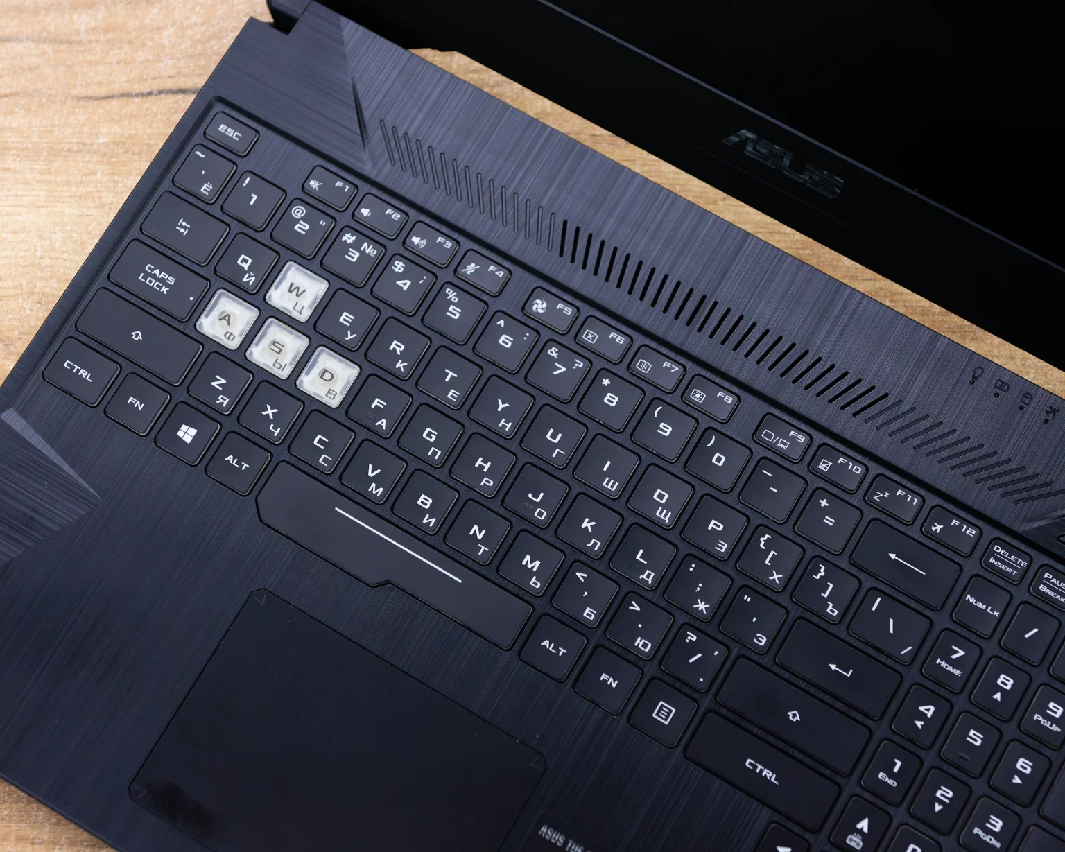 Игровой ноутбук Asus TUF Gaming FX505DT (144Hz/Ryzen 5 3550H/GTX 1650 4GB/16GB/SSD 512GB)