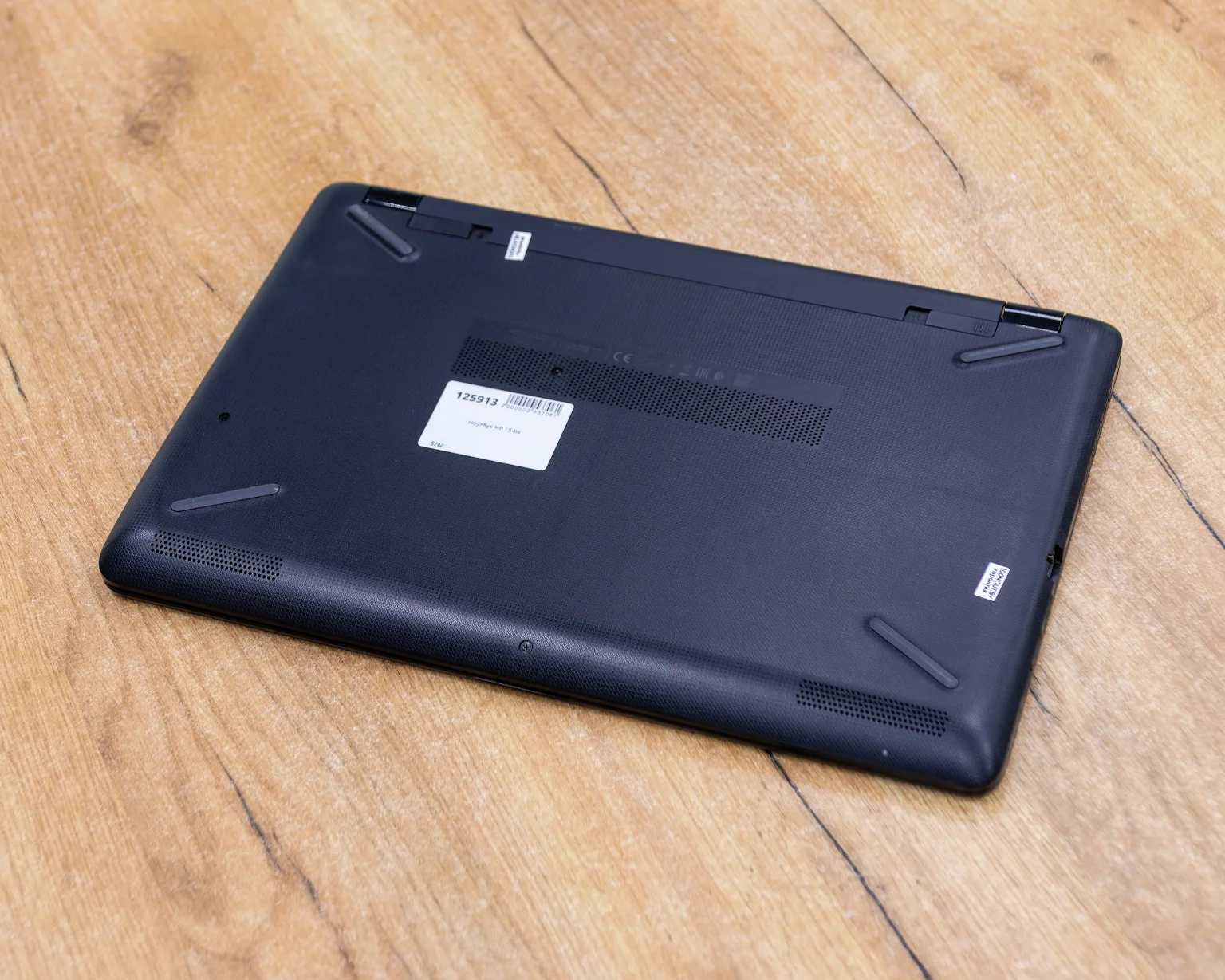 Ноутбук HP 15-bs (HD/Pentium N3710/8GB/SSD 256GB)