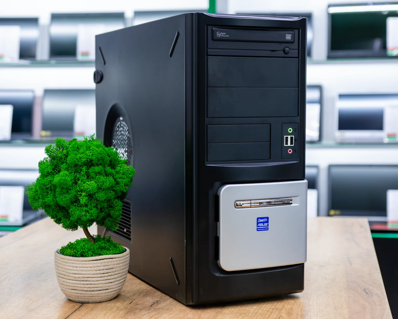 Игровой компьютер (системный блок) (AMD FX-8320, Radeon HD 7950 3GB, ОЗУ 16GB, HDD 1TB)