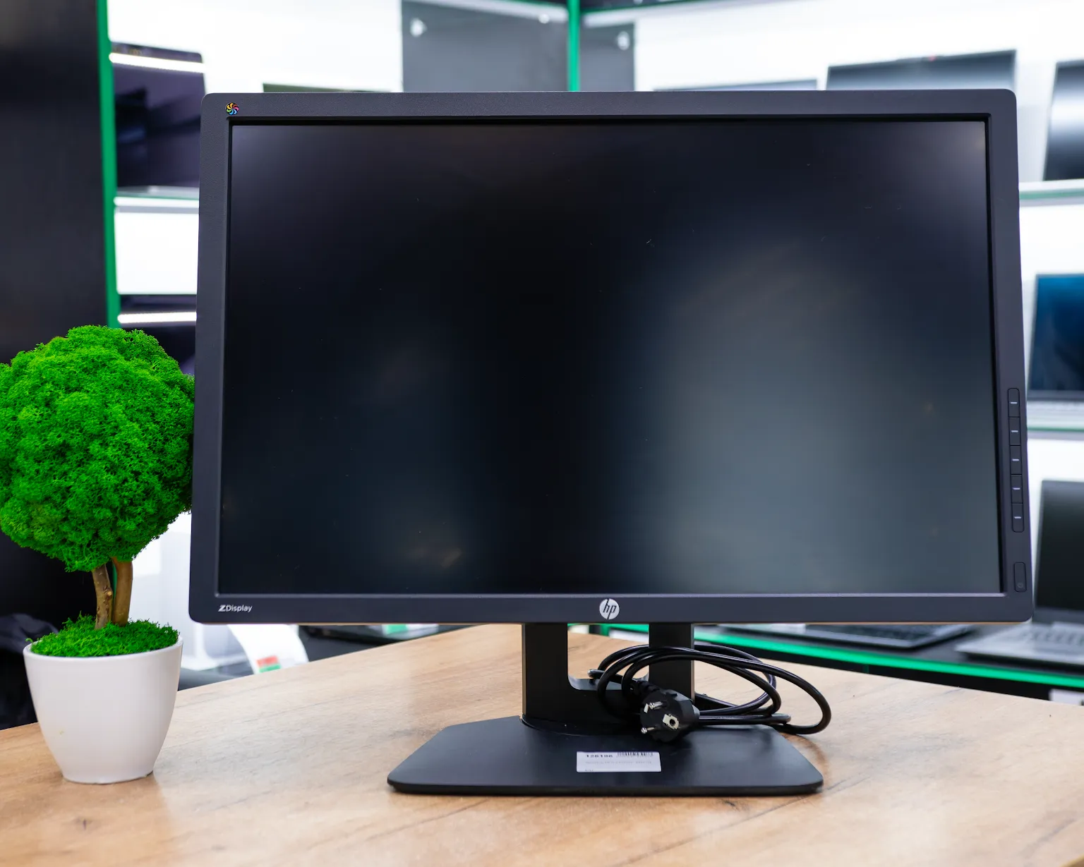 Монитор HP DreamColor Z24x G2