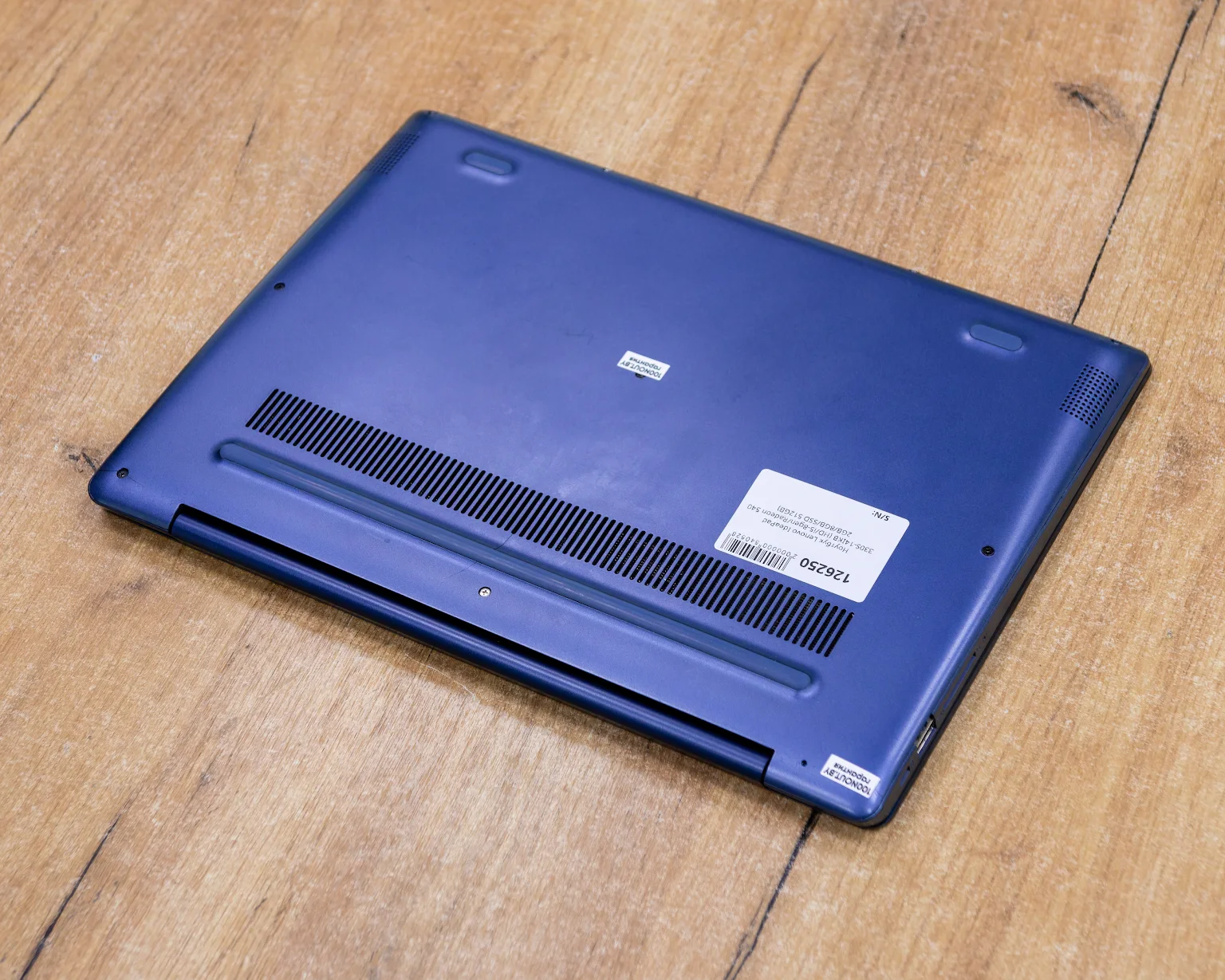 Ноутбук Lenovo IdeaPad 330S-14IKB (HD/i5-8gen/Radeon 540 2GB/8GB/SSD 512GB)