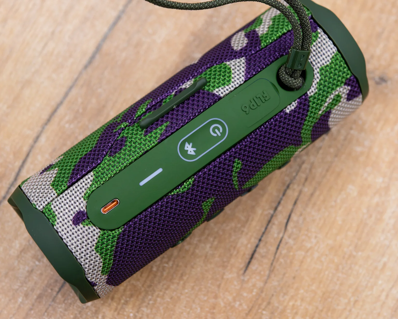 Беспроводная колонка JBL Flip 6 (камуфляж), копия