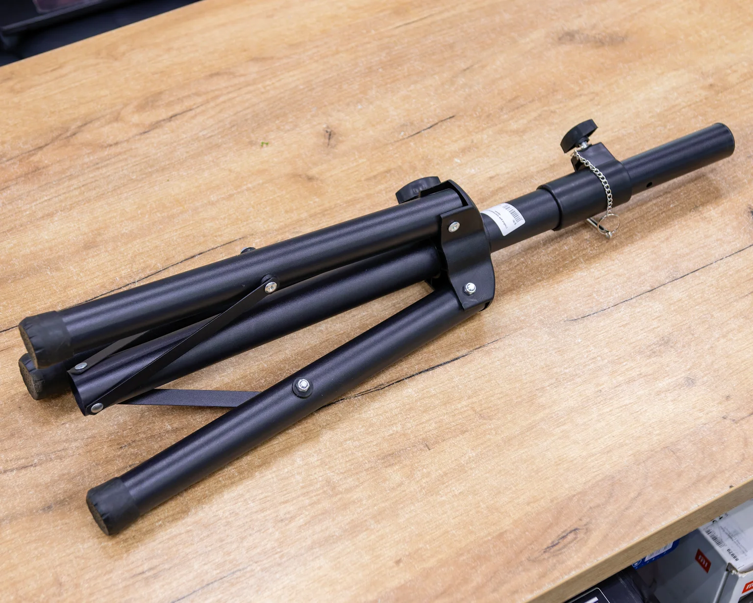 Стойка для акустики/колонок, чёрная