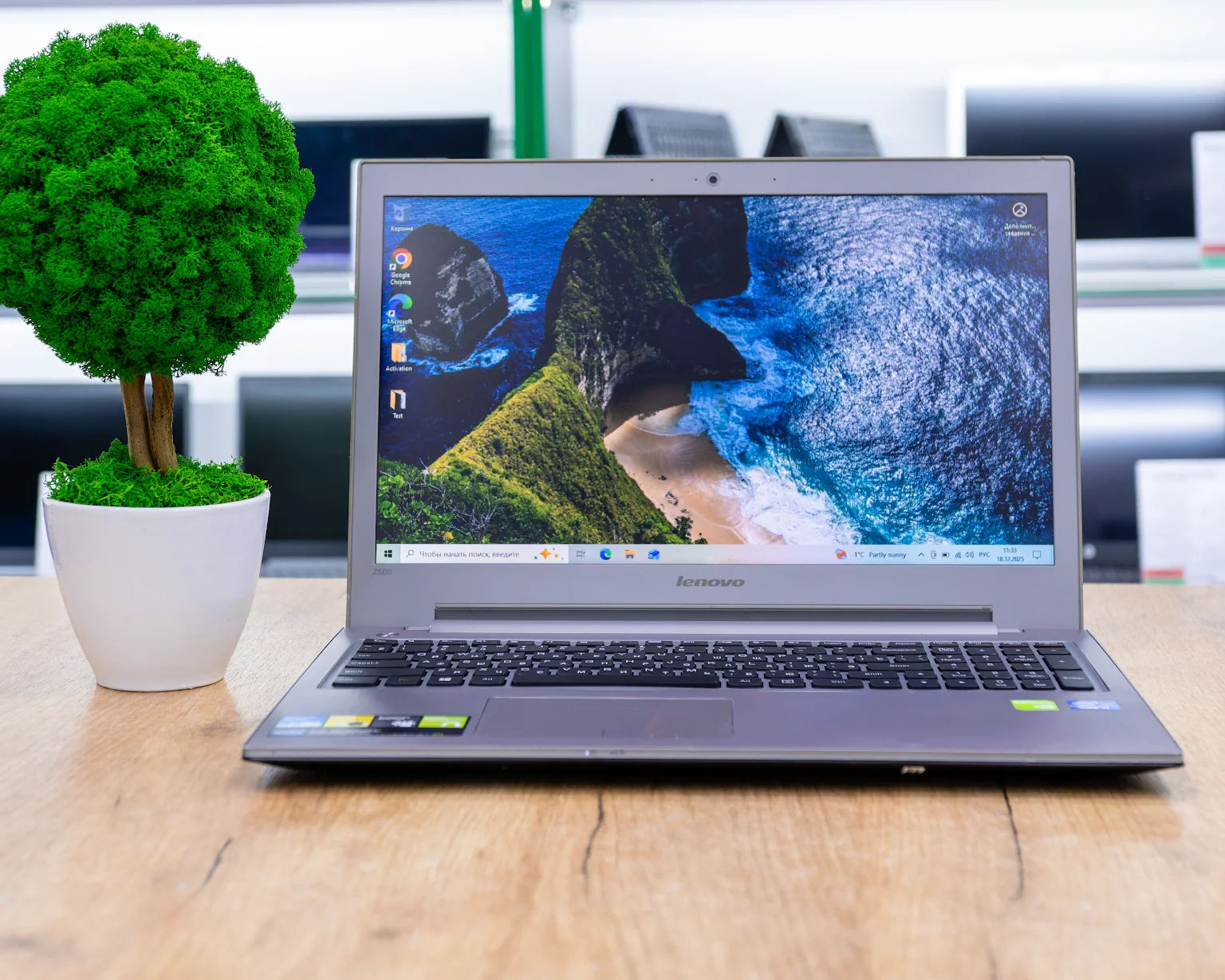 Ноутбук Lenovo IdeaPad Z500 (HD/i3-3gen/GT 740M 2GB/8GB/SSD 256GB)