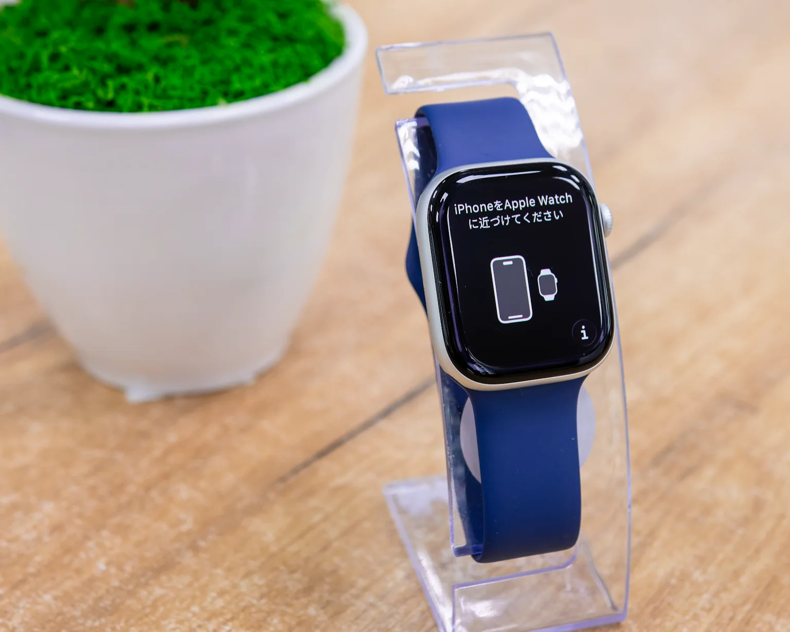 Умные часы Apple Watch Series 10 46 мм (алюминиевый корпус, серебристый/синий, спортивный силиконовый ремешок M/L)