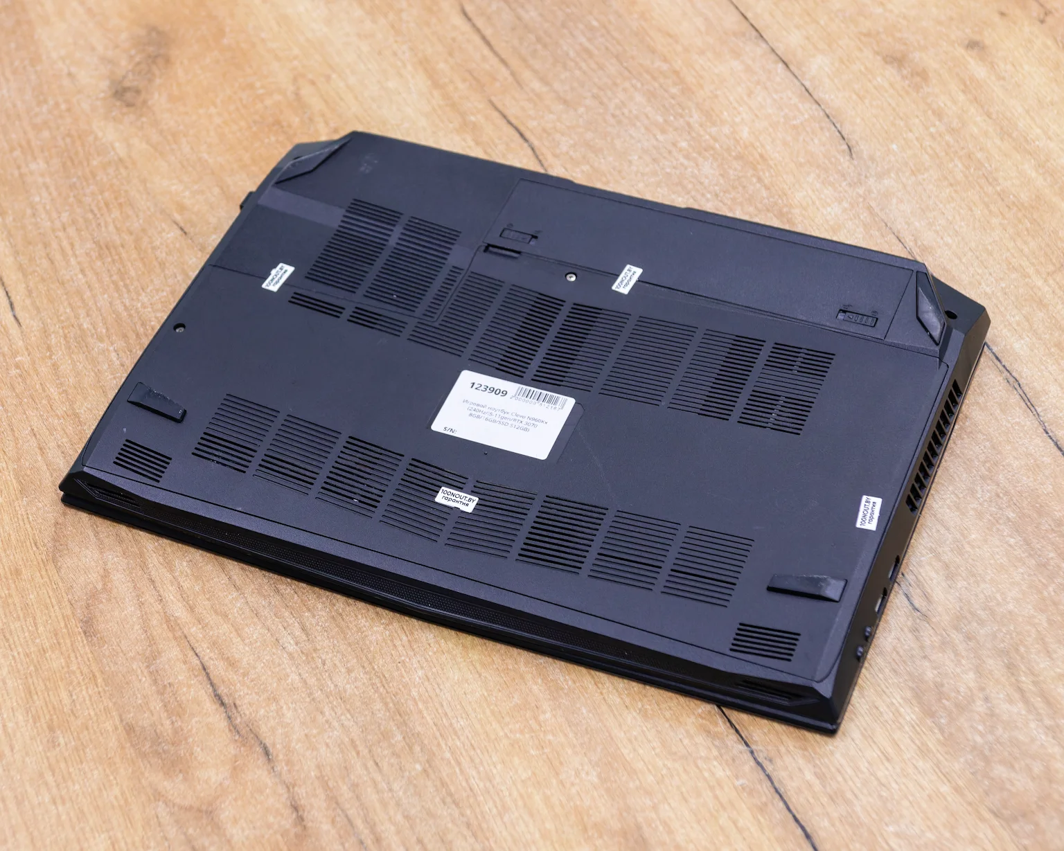 Игровой ноутбук Clevo N960Kx (240Hz/i5-11gen/RTX 3070 8GB/16GB/SSD 512GB)