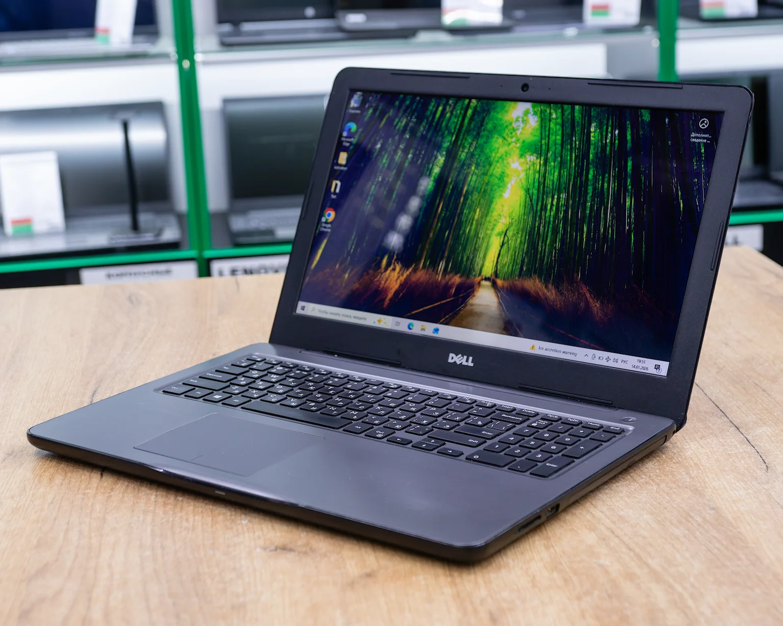 Ноутбук Dell Inspiron 15 5565 (HD/AMD A9-9400/8GB/SSD 256GB)