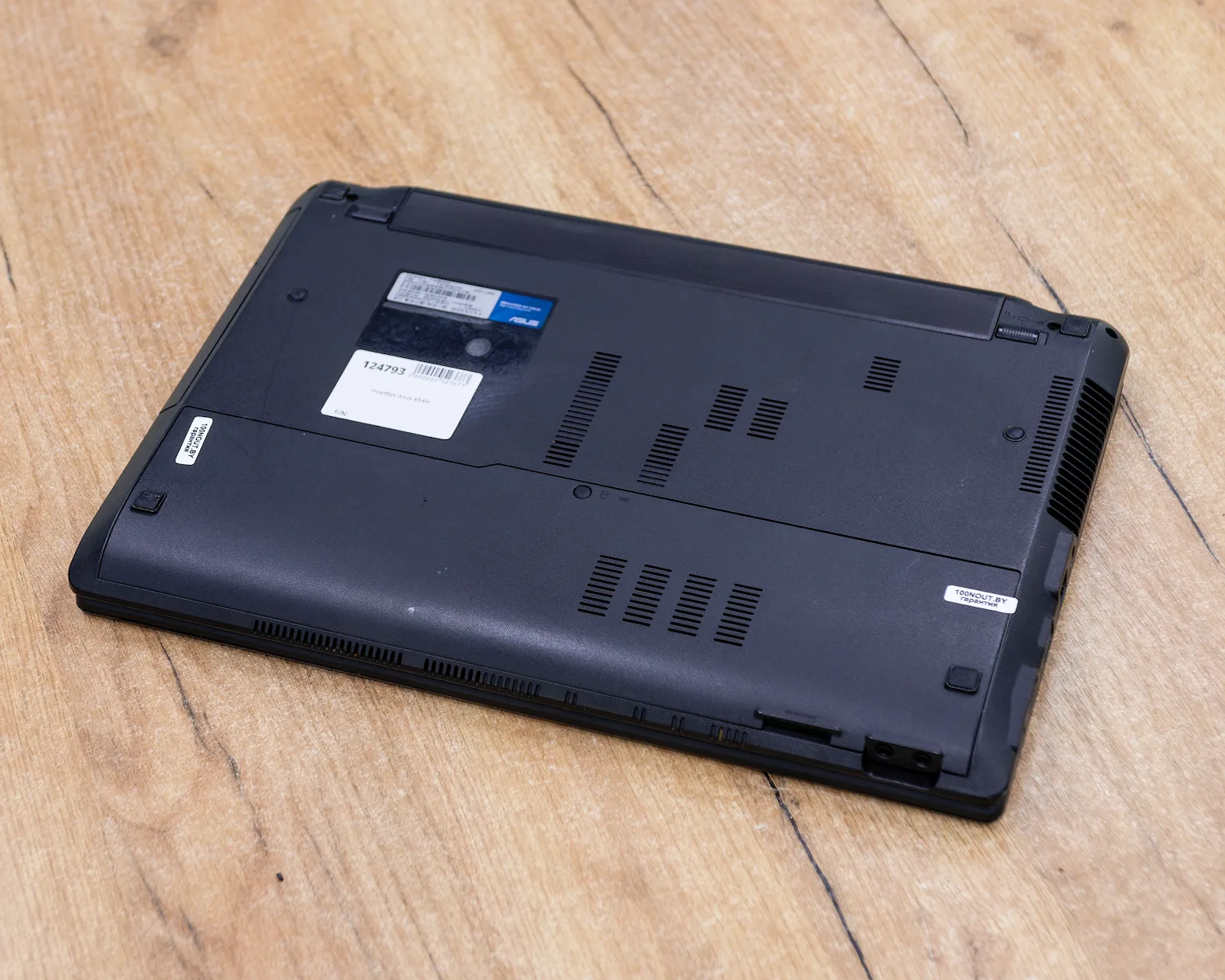 Ноутбук Asus X54H (HD/Intel Pentium B960/AMD Radeon 7470M 1 Гб/4GB/HDD 320GB)