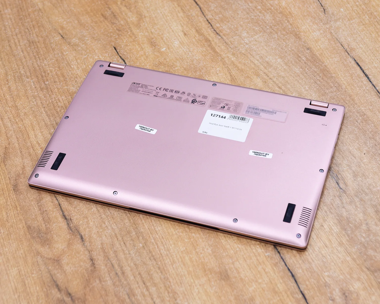 Ноутбук Acer Swift 1 SF114-34 (IPS/Intel Pentium Silver N6000/8GB/SSD 512GB)