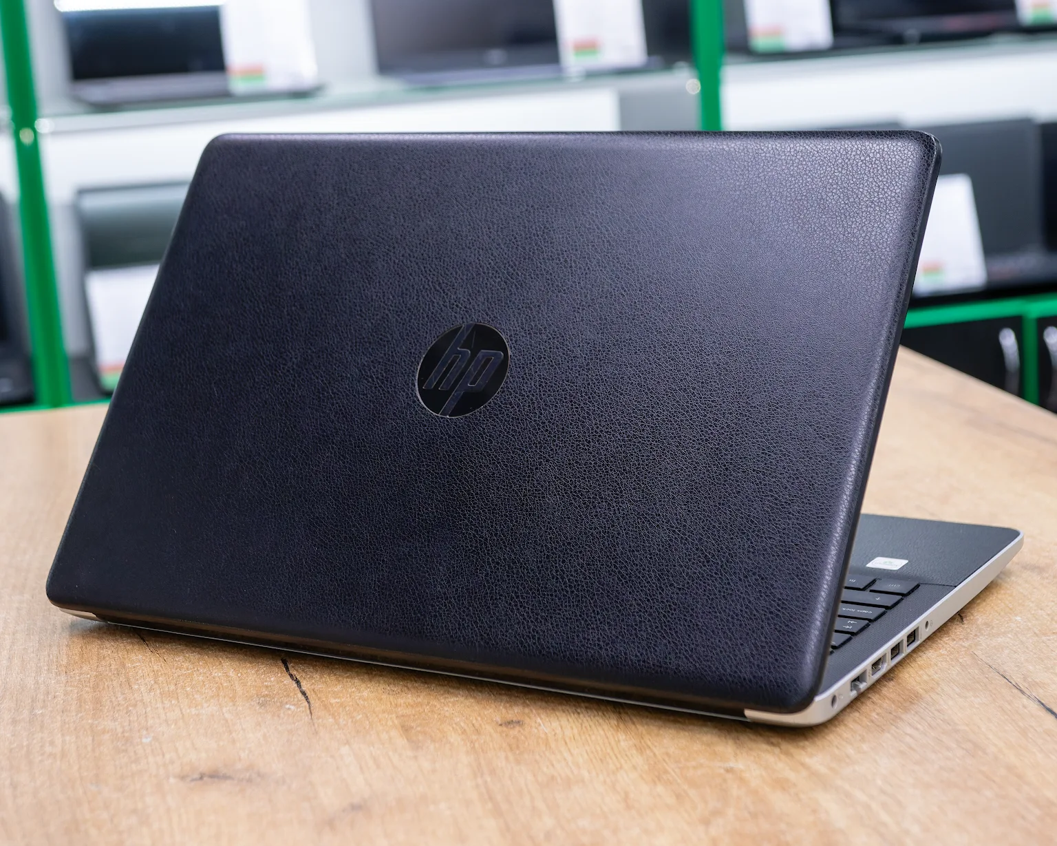 Ноутбук HP 15-da (IPS/Intel Core i3-7020U/8GB/SSD 256GB)