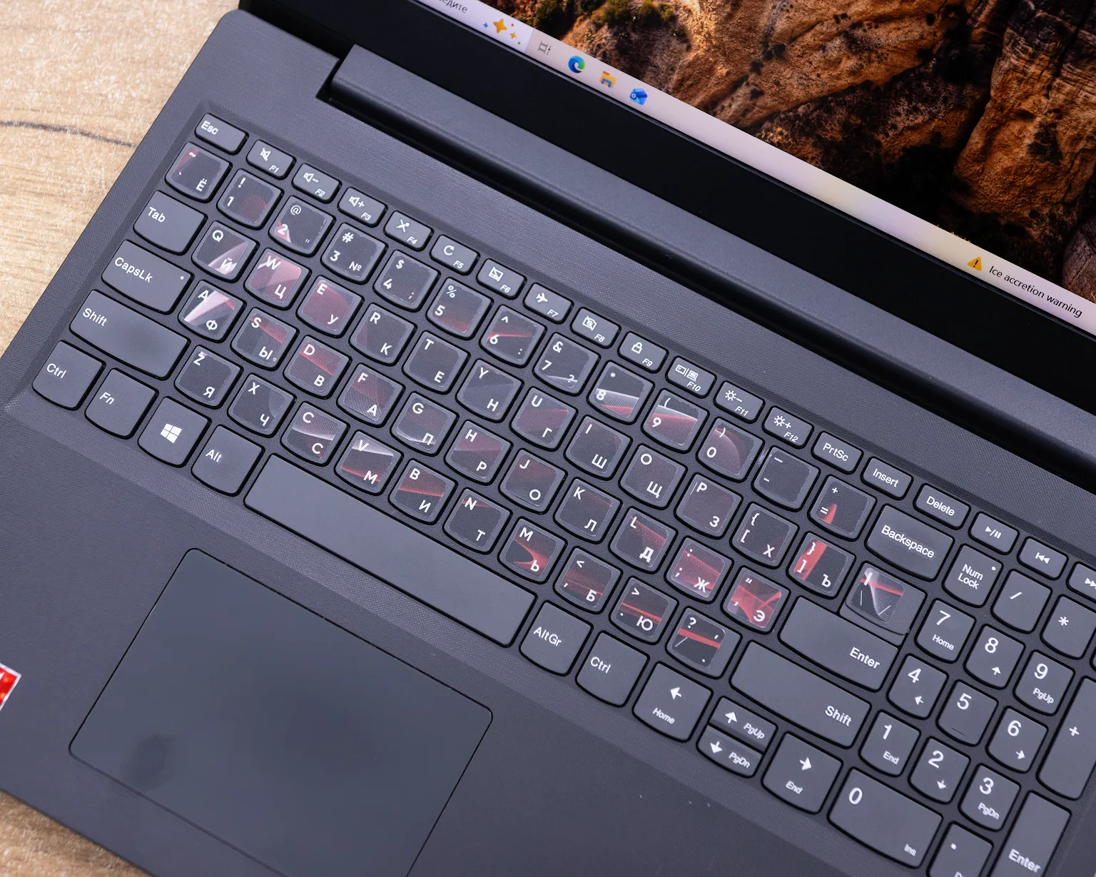 Ноутбук Lenovo V155-15API (FHD IPS/Ryzen 3 3200U/8GB/SSD 256GB)