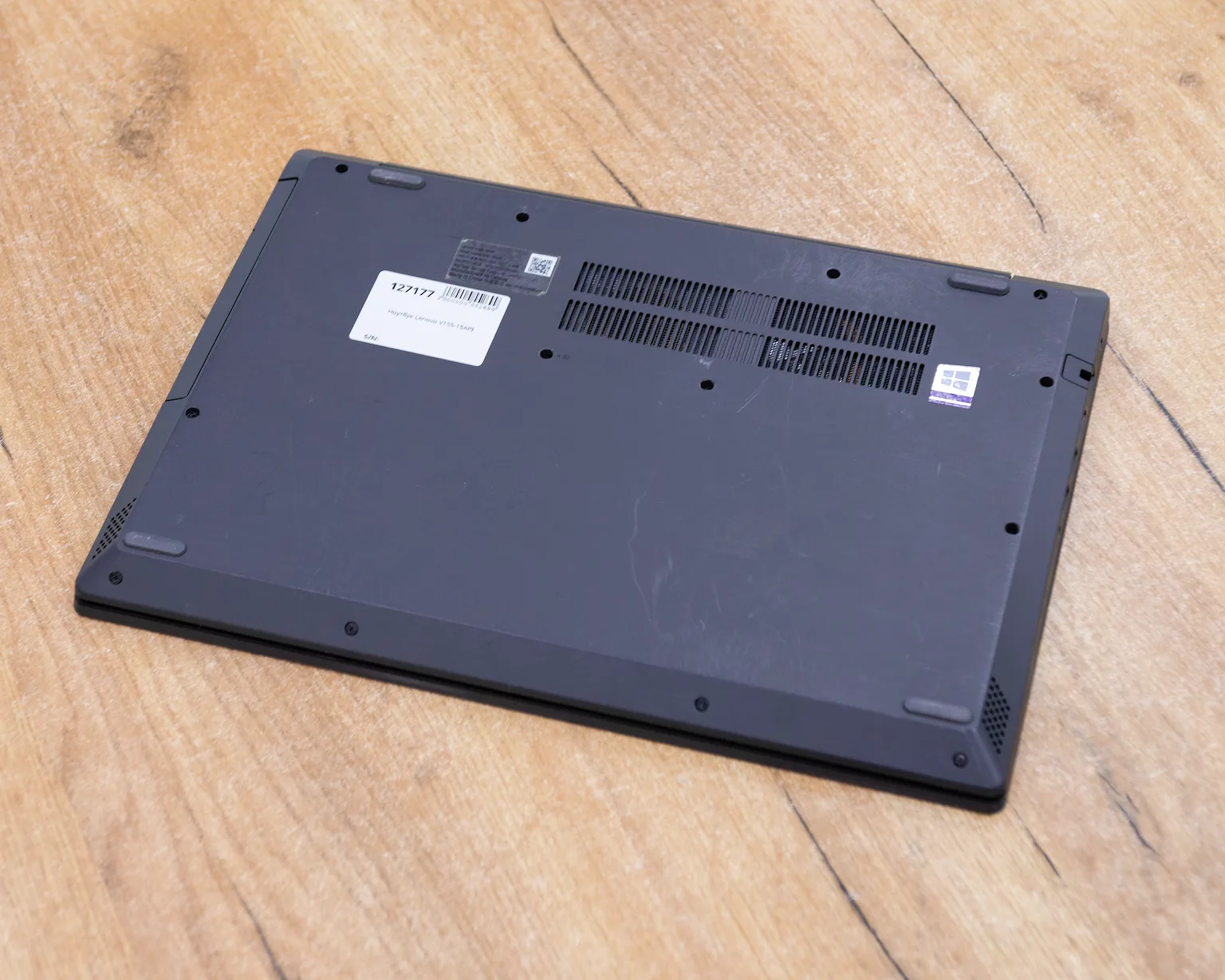 Ноутбук Lenovo V155-15API (FHD IPS/Ryzen 3 3200U/8GB/SSD 256GB)