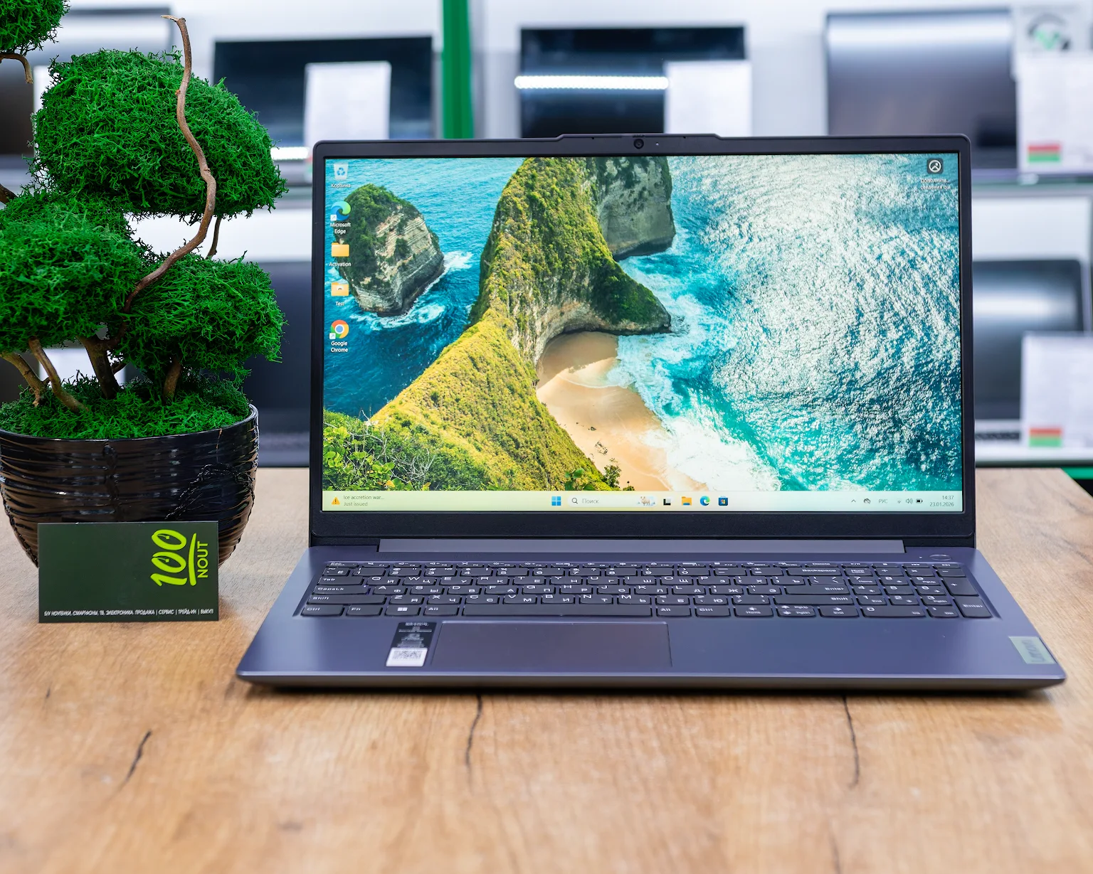 Ноутбук Lenovo IdeaPad Slim 3 15AMN8 (IPS/Intel Core i3-N305/8GB/SSD 512GB)