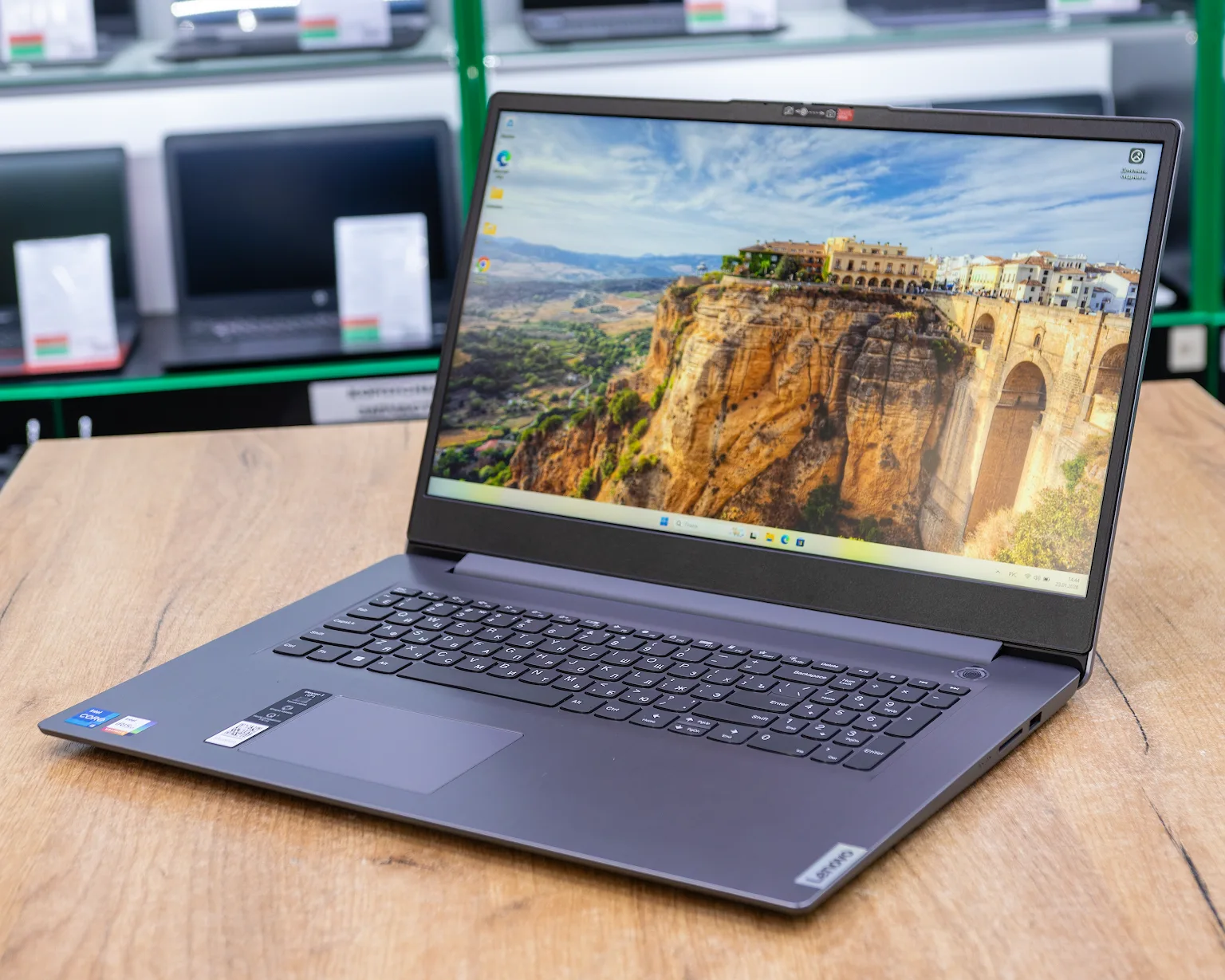 Ноутбук Lenovo IdeaPad 3 17ITL6 (FHD IPS/i5-11gen/8GB/SSD 256GB)