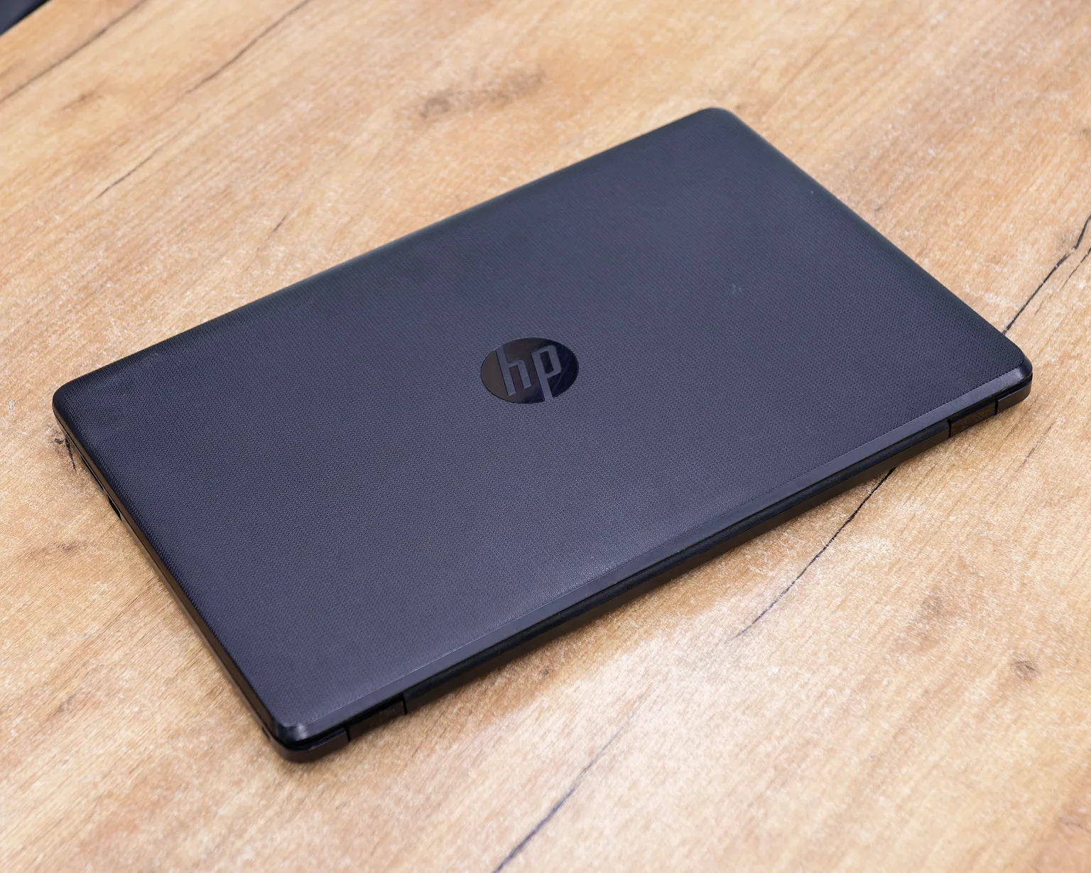 Ноутбук HP 15-rb (HD/AMD E2-9000e/4GB/HDD 500GB)