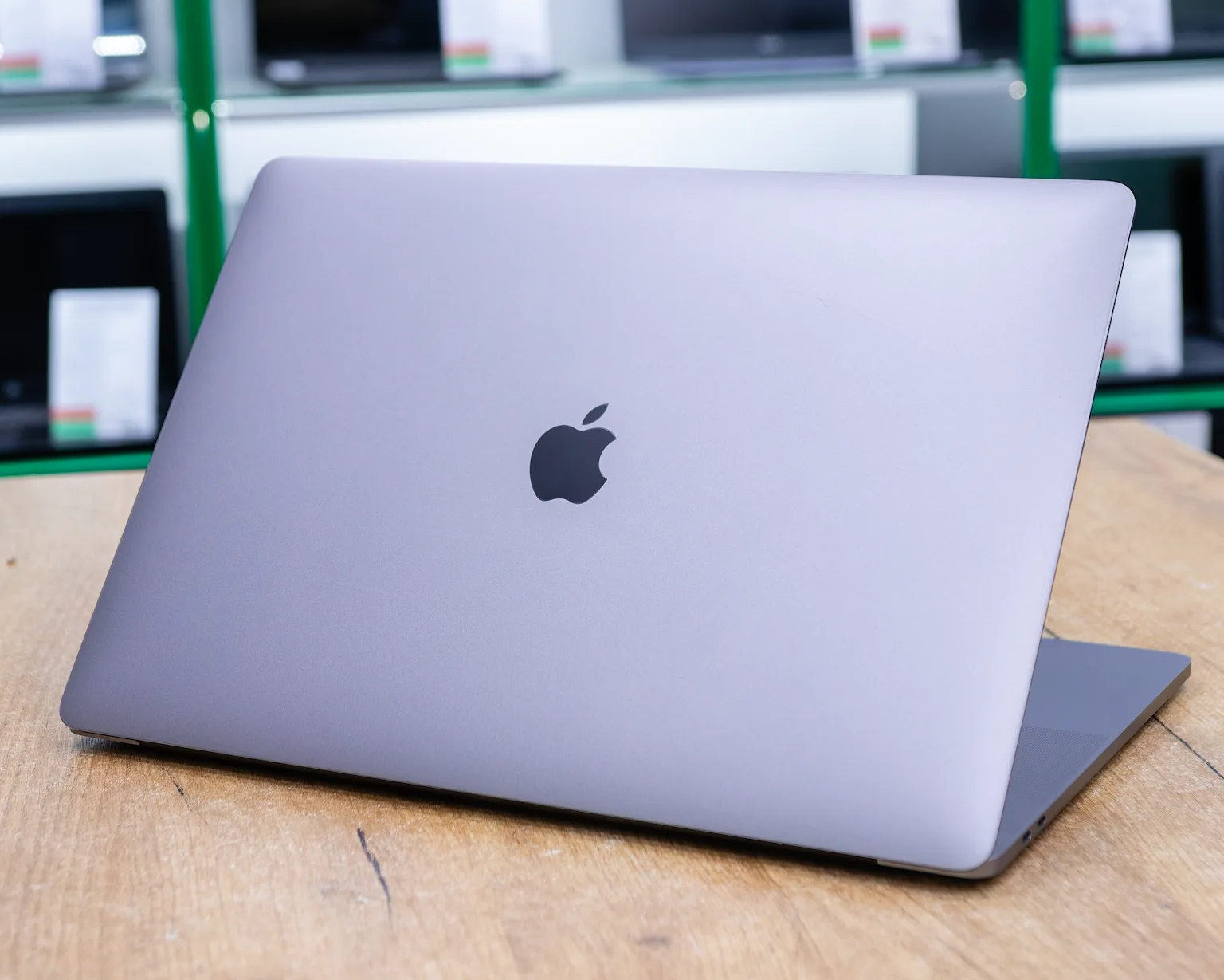 Ноутбук Apple MacBook Pro 15