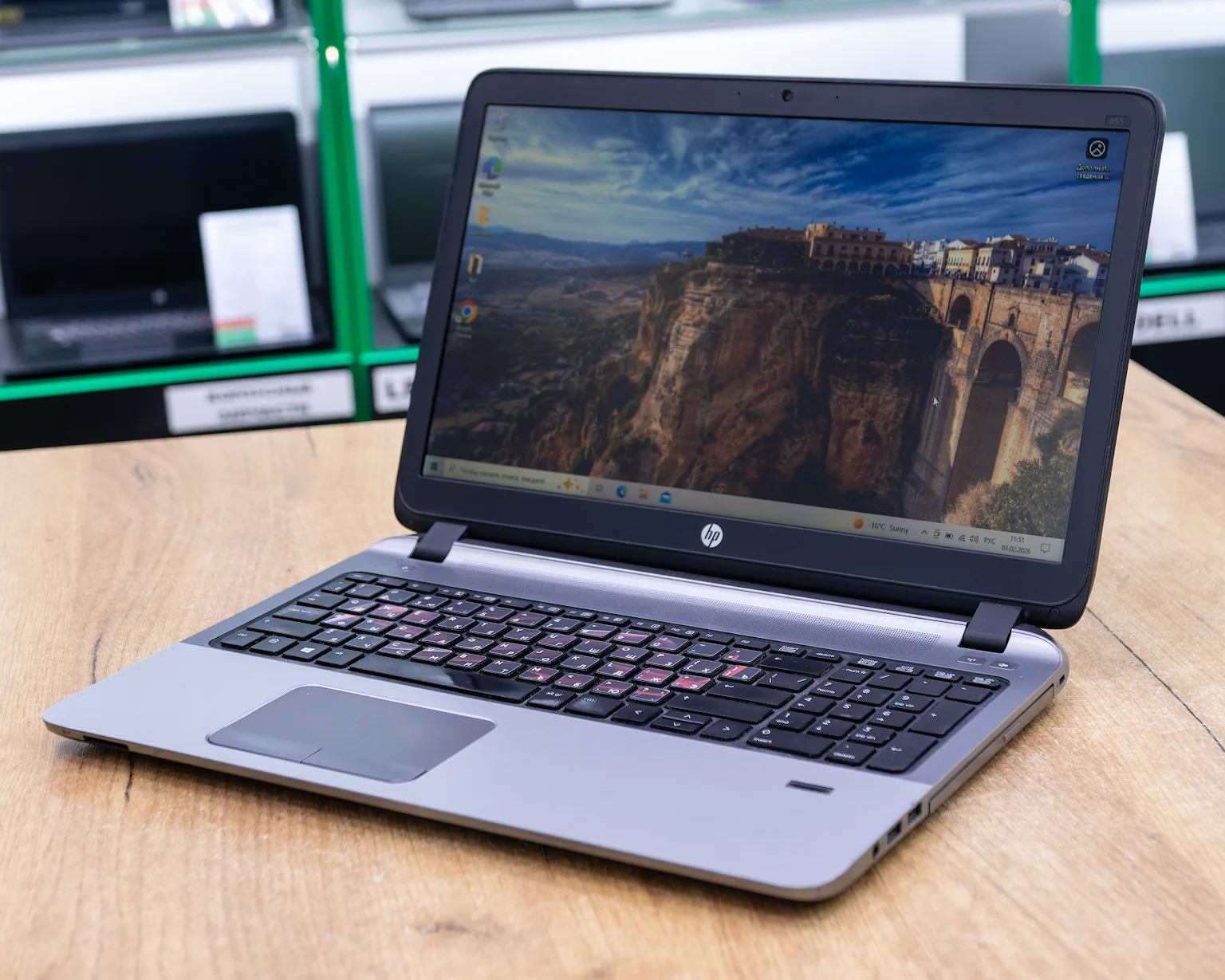Ноутбук HP ProBook 450 G2 (HD/AMD A8-7100/Radeon R6 M255DX 1GB/8GB/SSD 256GB)