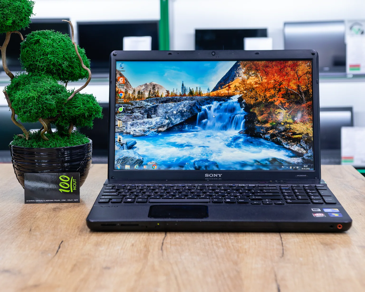 Ноутбук Sony VAIO PCG-71211V (HD/i5-gen/Radeon HD 5650 1GB/4GB/SSD 160GB)