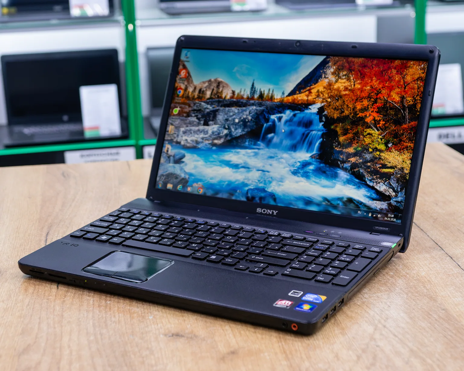 Ноутбук Sony VAIO PCG-71211V (HD/i5-gen/Radeon HD 5650 1GB/4GB/SSD 160GB)