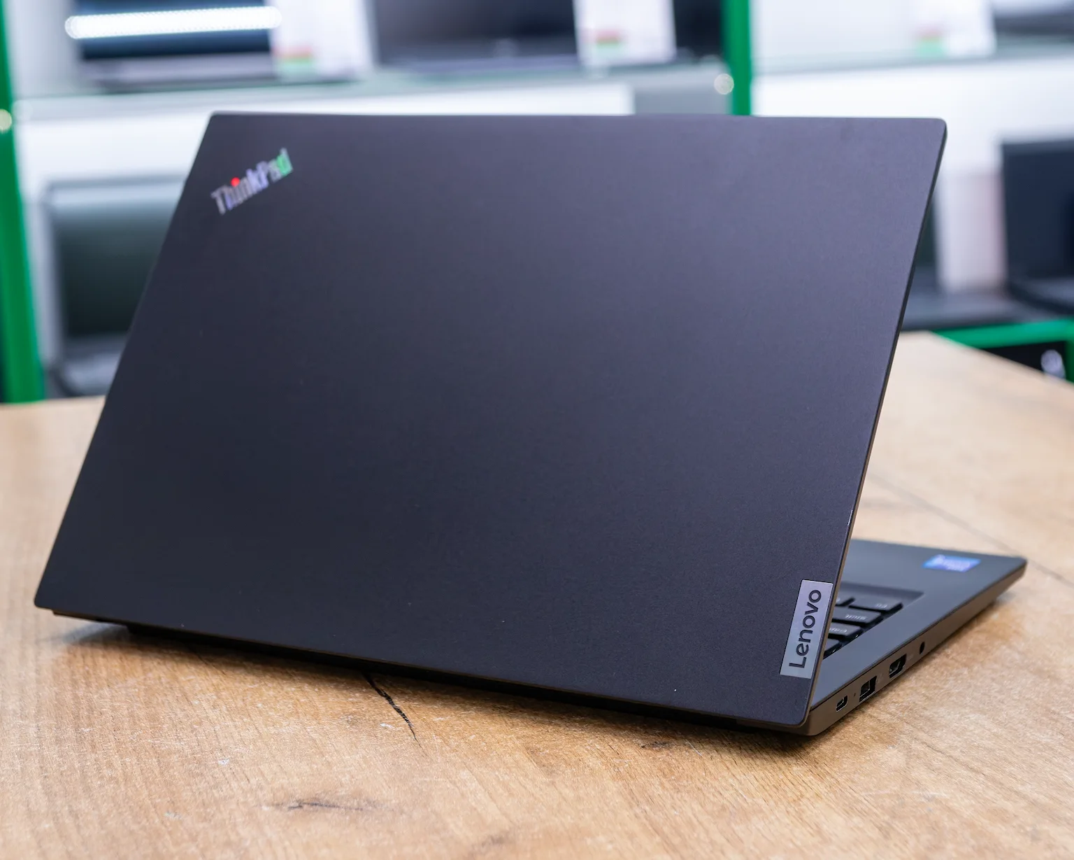 Ноутбук Lenovo ThinkPad E14 Gen 2 (FHD IPS/i5-11gen/8GB/SSD 256GB)