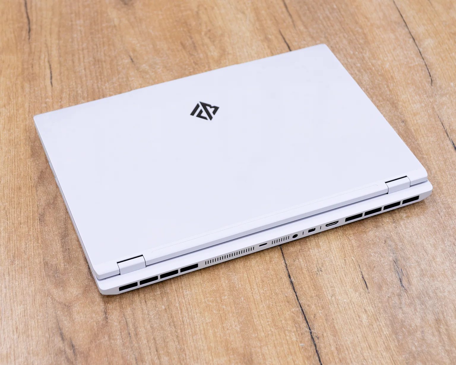 (новый.) Игровой ноутбук FIREBAT 16 Pro (240Hz/Ryzen 9 8945HX/RTX 5060 8GB/32GB/SSD 1024GB)