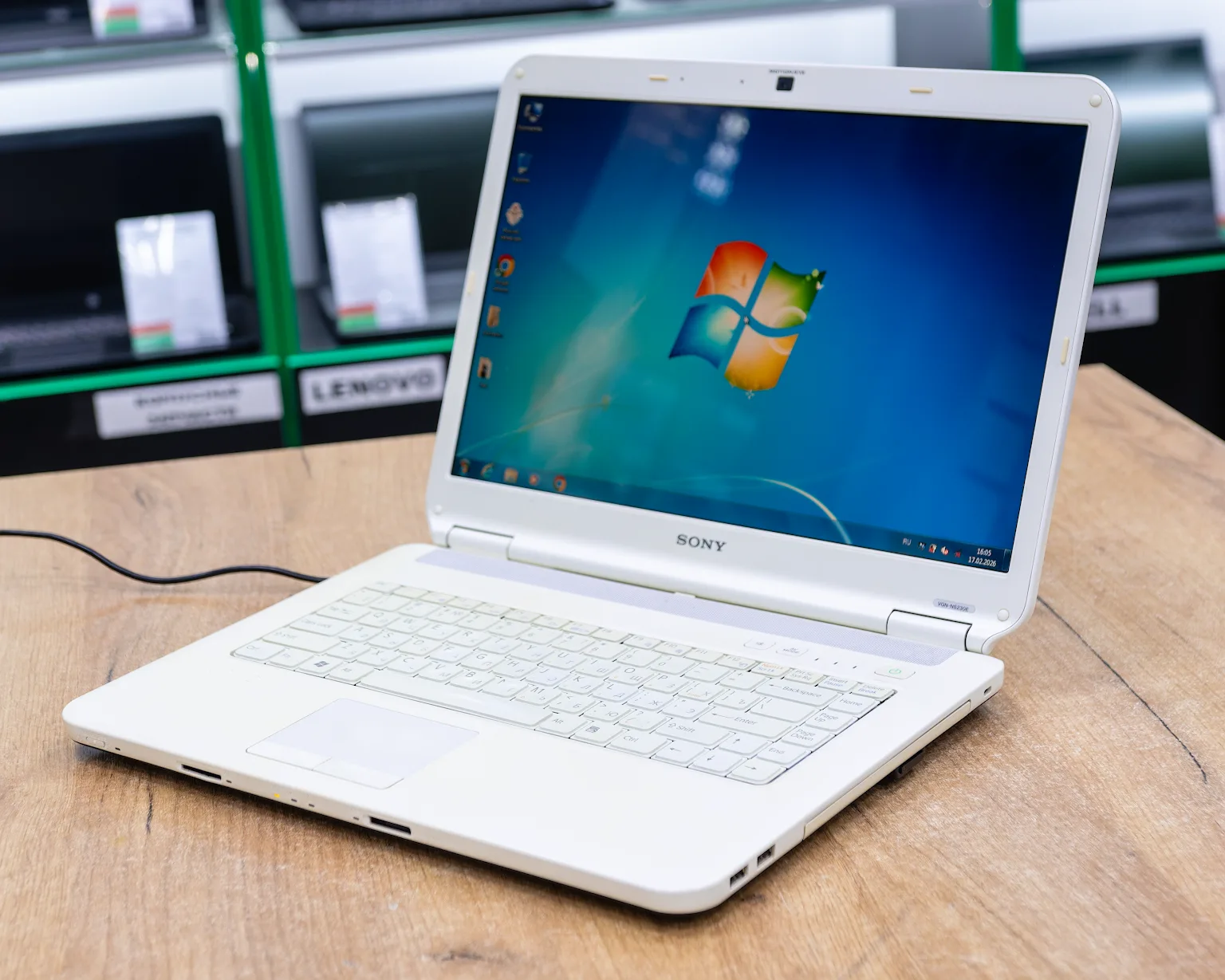 Ноутбук Sony Vaio PCG-7154L (HD/Pentium T3400/3GB/HDD 1000GB)