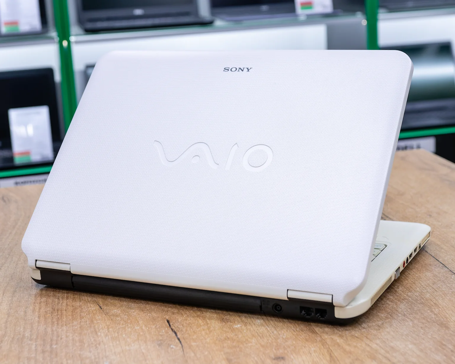 Ноутбук Sony Vaio PCG-7154L (HD/Pentium T3400/3GB/HDD 1000GB)