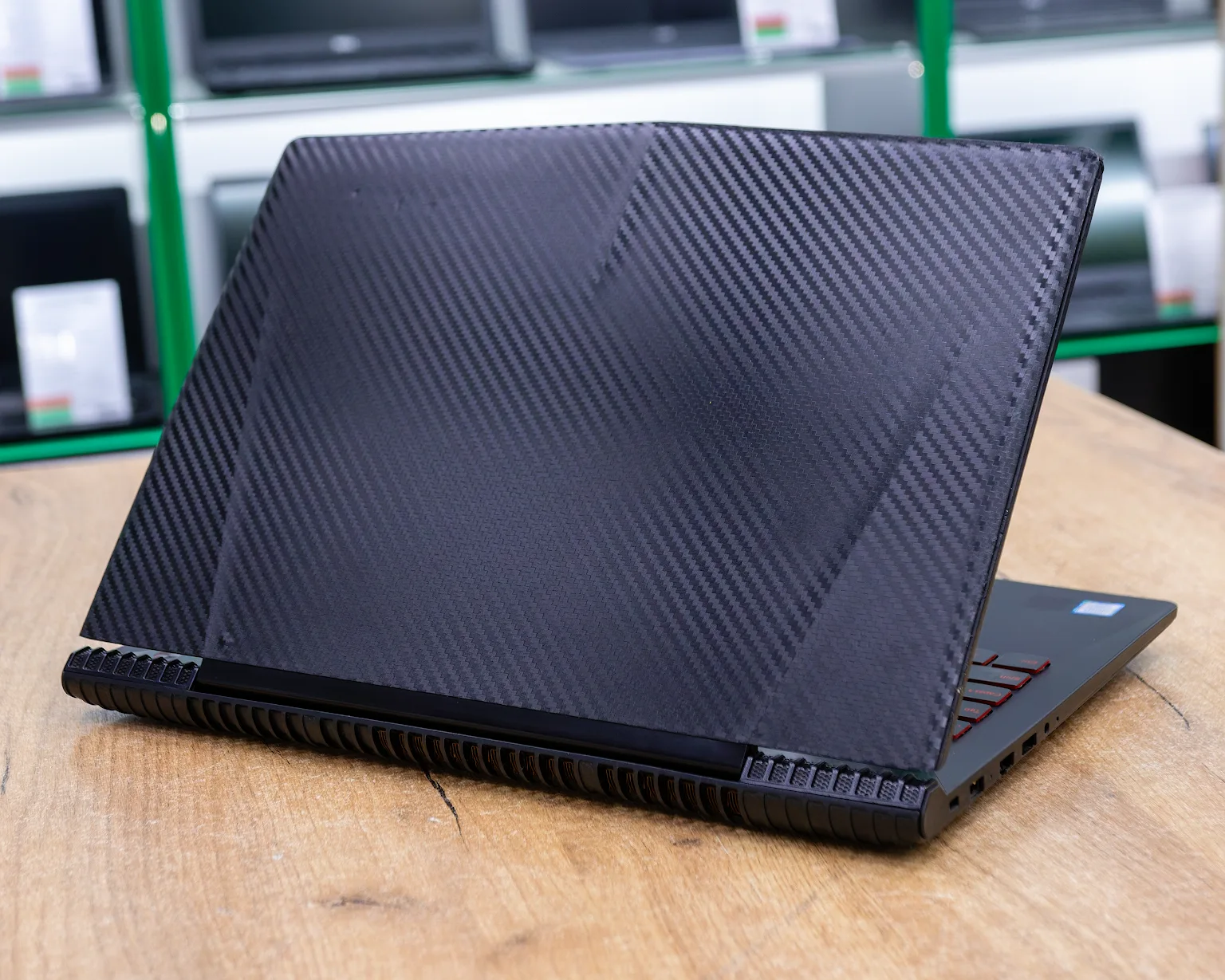 Lenovo Legion Y520-15IKBN (FHD/i7-7gen/GTX 1050 Ti 4GB/16GB/SSD 512GB)