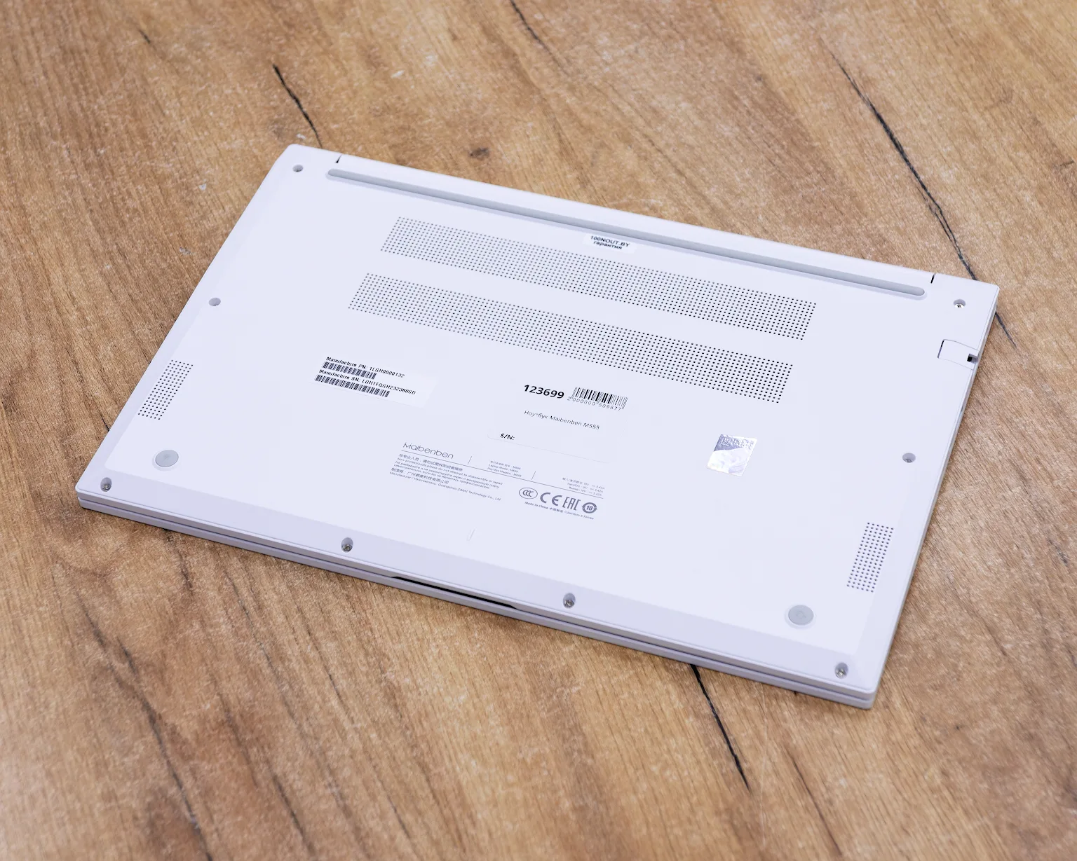 Ноутбук Maibenben M555 (FHD IPS/Ryzen 5 5500U/8GB/512GB)