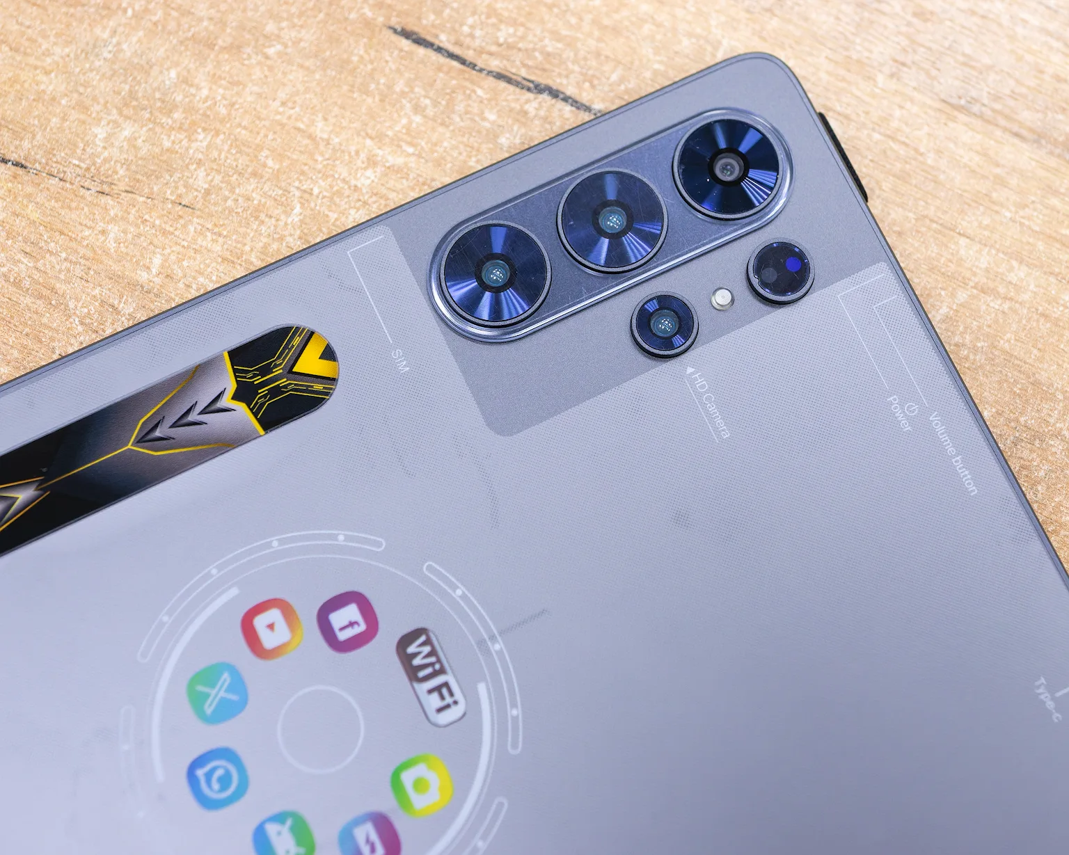 (новый.) Планшет с клавиатурой Umiio S26 Ultra 3GB/64GB (серый)