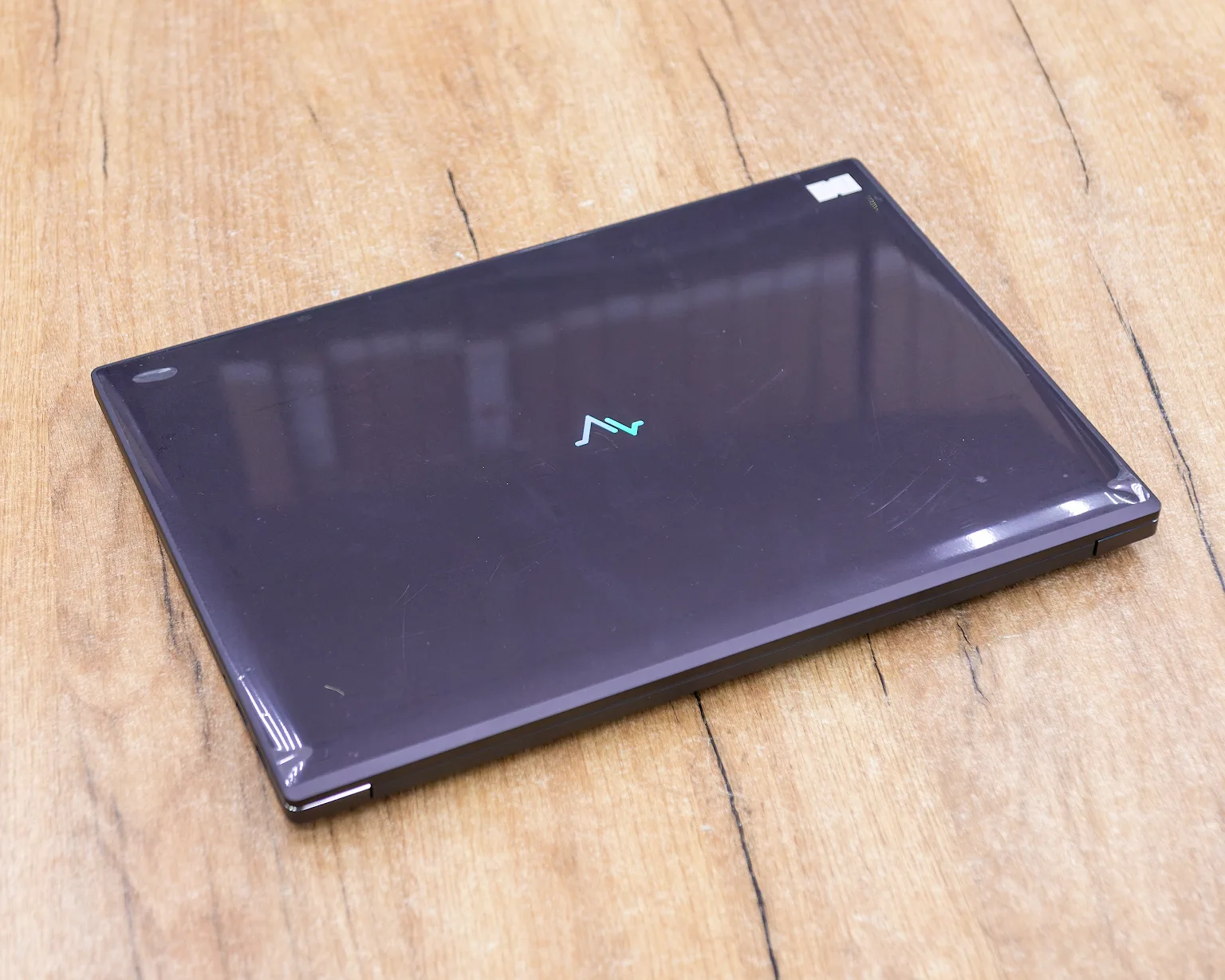 Ноутбук Maibenben P675 (FHD IPS/Ryzen 5 7535H/16GB/512GB)