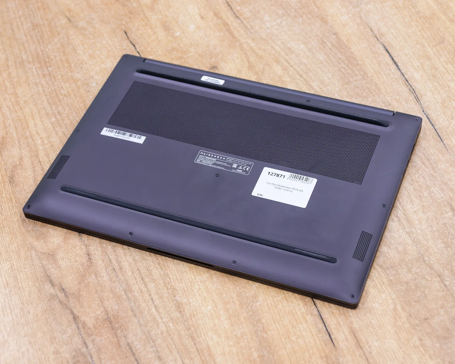 Ноутбук Maibenben P675 (FHD IPS/Ryzen 5 7535H/16GB/512GB)