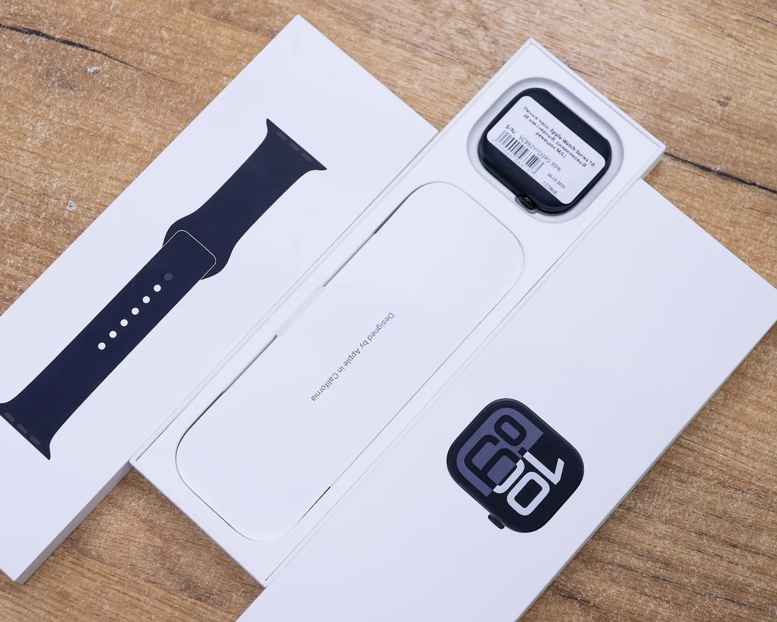 Умные часы Apple Watch Series 10 46 мм (черный, силиконовый ремешок M/L)