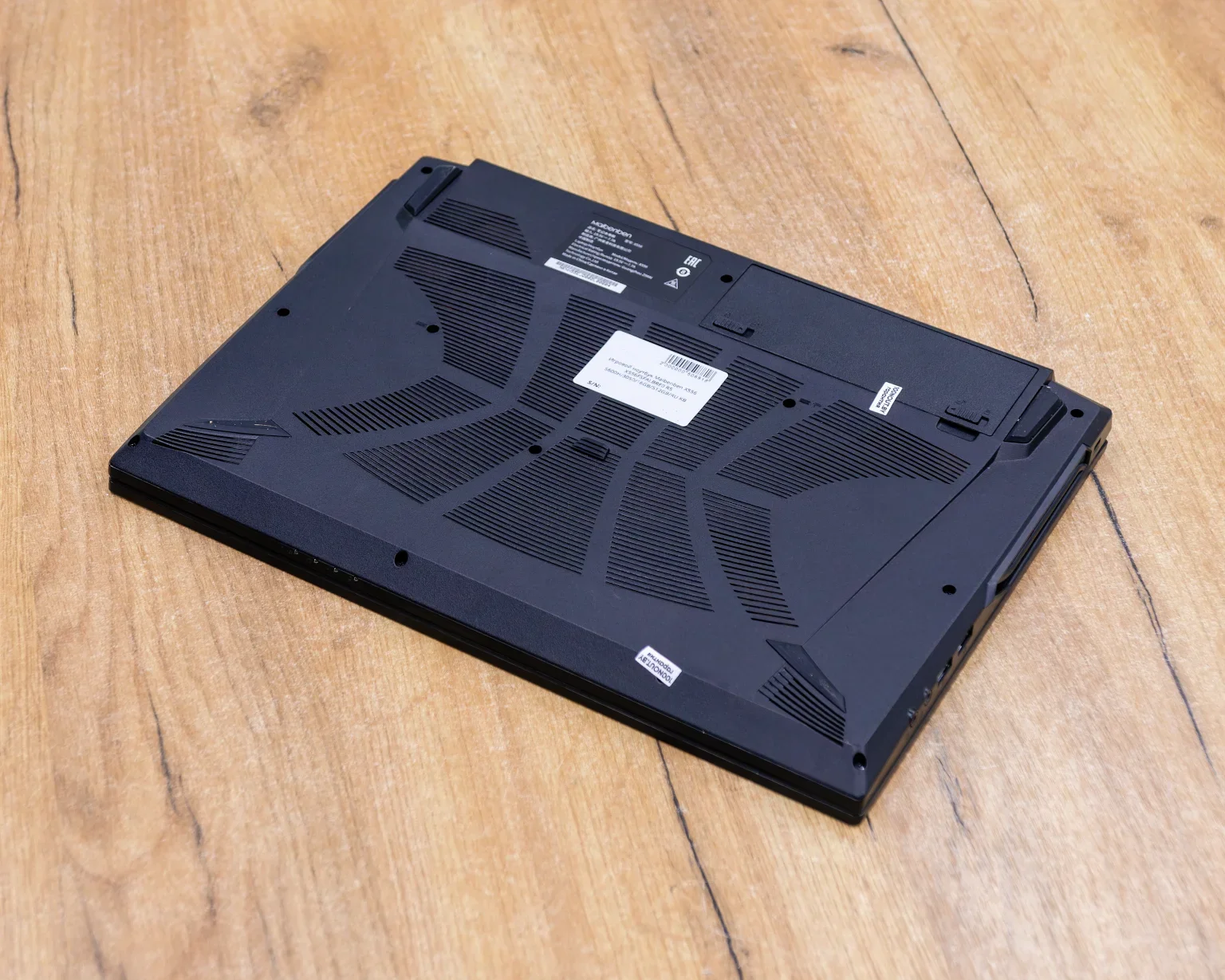 Игровой ноутбук Maibenben X556 X556FSFALBRE0 (144Hz/Ryzen 5 5600H/RTX 3050 4GB/16GB/SSD 512GB)