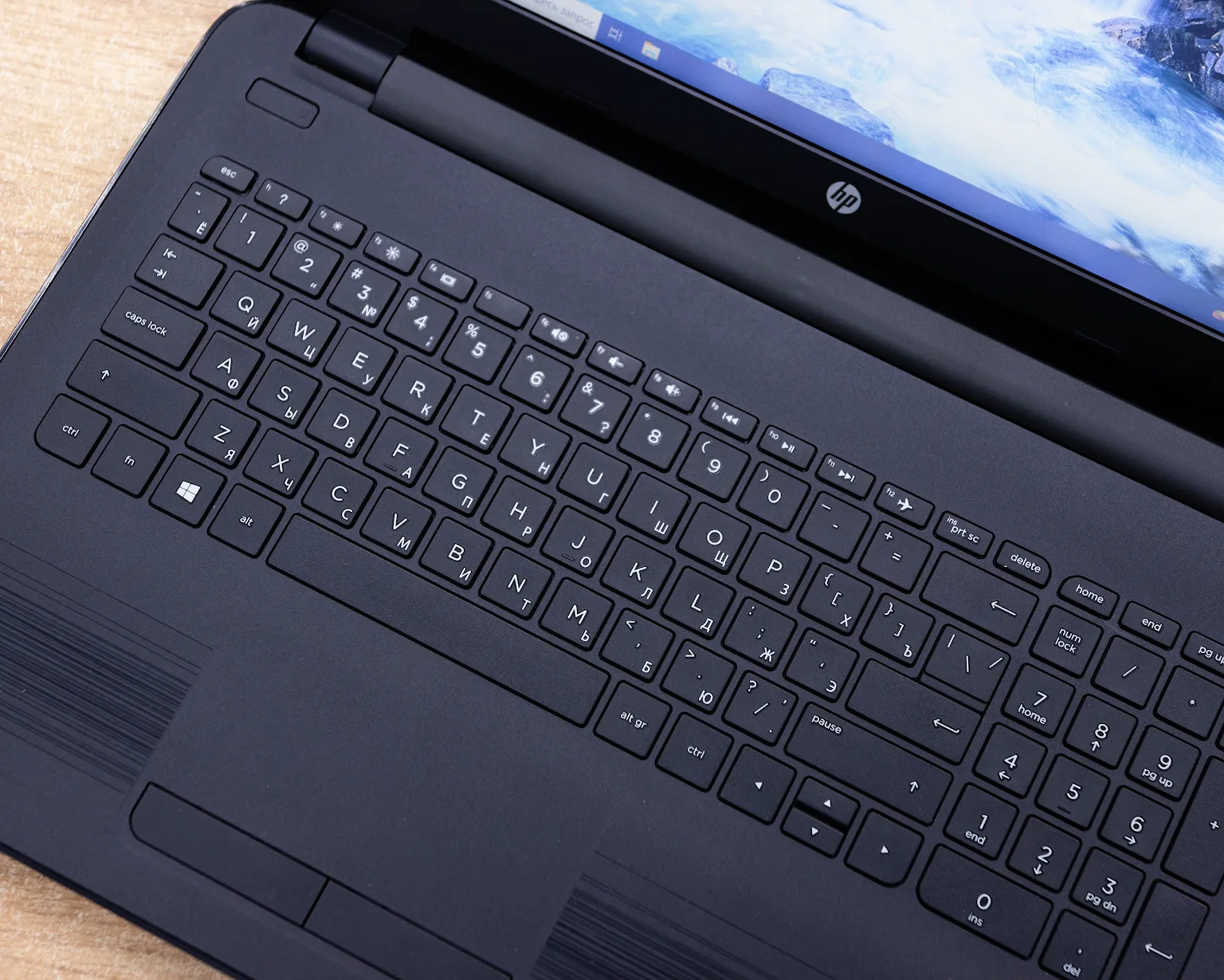 Ноутбук HP 15-ay (FHD/Celeron N3060/4GB/HDD 500GB)