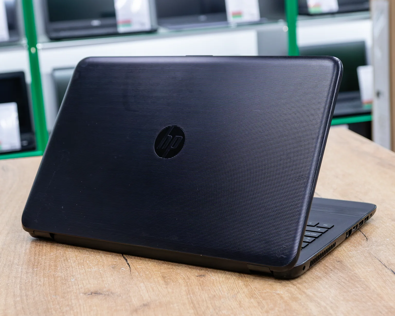 Ноутбук HP 15-ay (FHD/Celeron N3060/4GB/HDD 500GB)