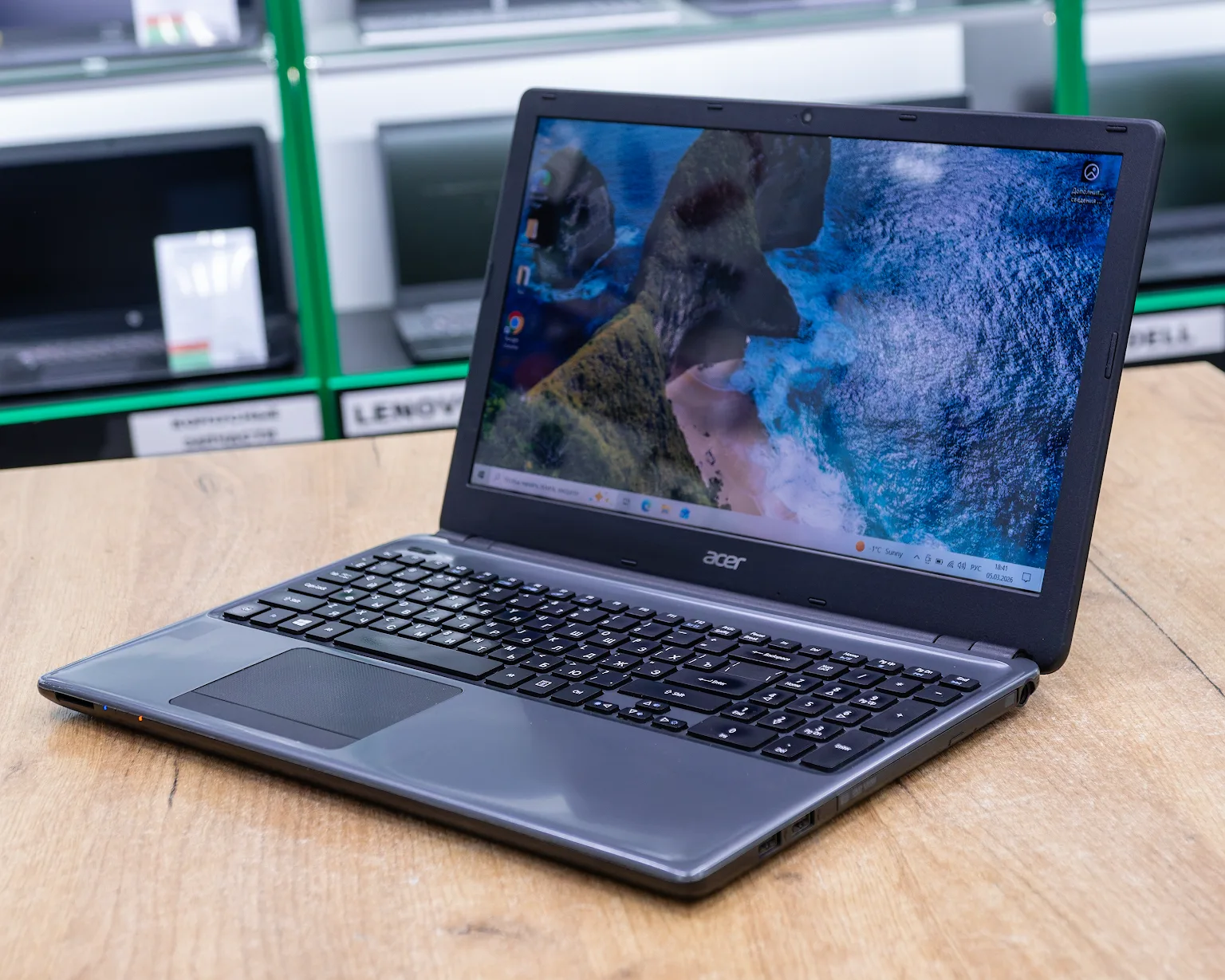 Ноутбук Acer Aspire E1-572 (HD/i3-4gen/8GB/SSD 256GB)