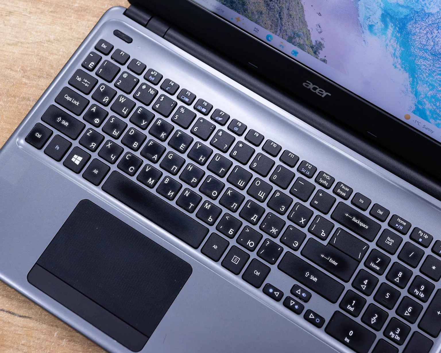 Ноутбук Acer Aspire E1-572 (HD/i3-4gen/8GB/SSD 256GB)