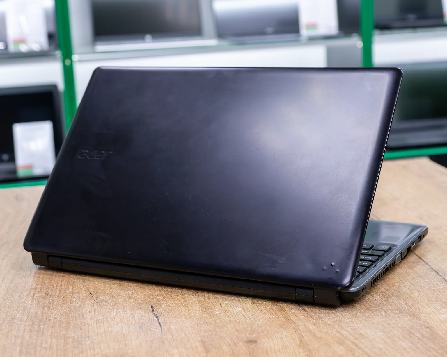 Ноутбук Acer Aspire E1-572 (HD/i3-4gen/8GB/SSD 256GB)