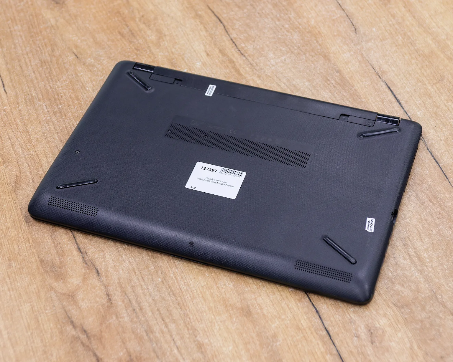 Ноутбук HP 15-bw (HD/E2-9000e/4GB/HDD 750GB)