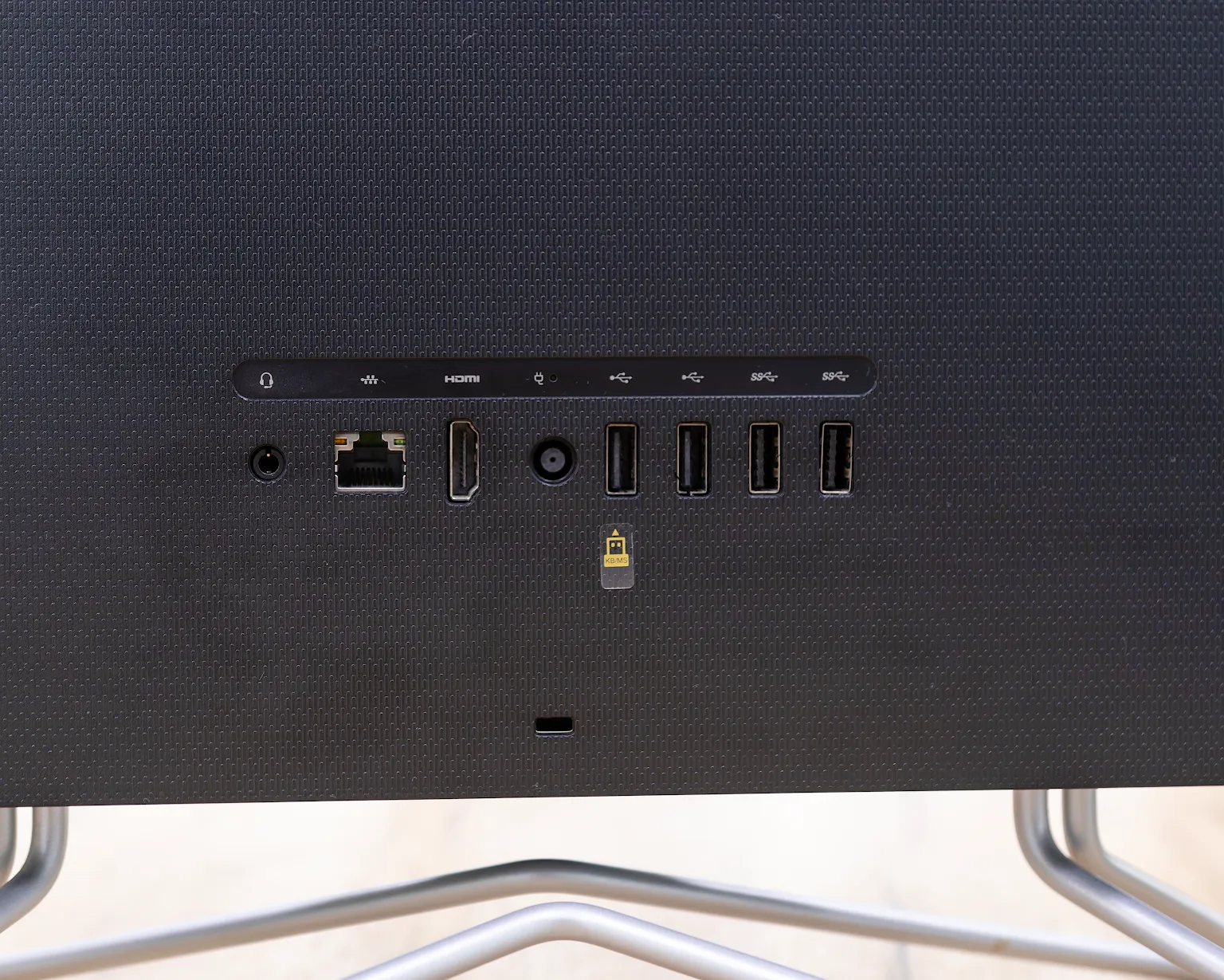 Моноблок HP All-in-One PC 24-df0059ur (FHD IPS/i5-10gen/8GB/SSD 512GB)