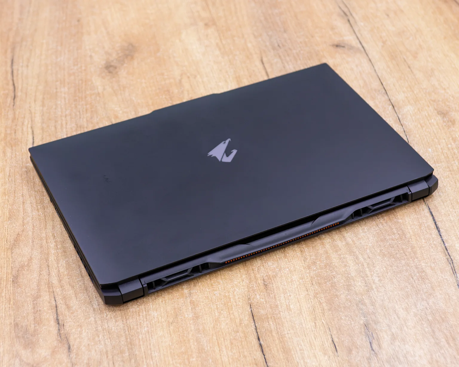 Игровой ноутбук Gigabyte Aorus 7 9KF-E3EE513SD (360Hz/i5-12gen/RTX 4060 8GB/16GB/SSD 512GB)