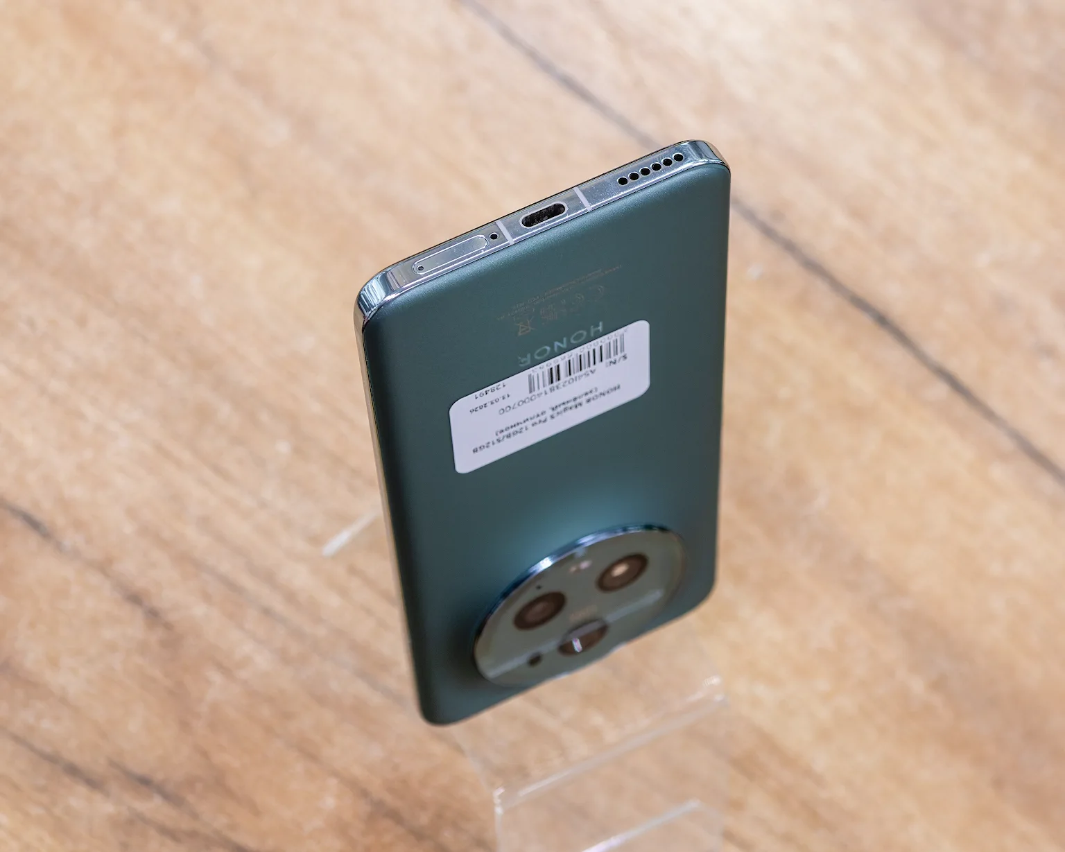 HONOR Magic5 Pro 12GB/512GB (зелёный, отличное)