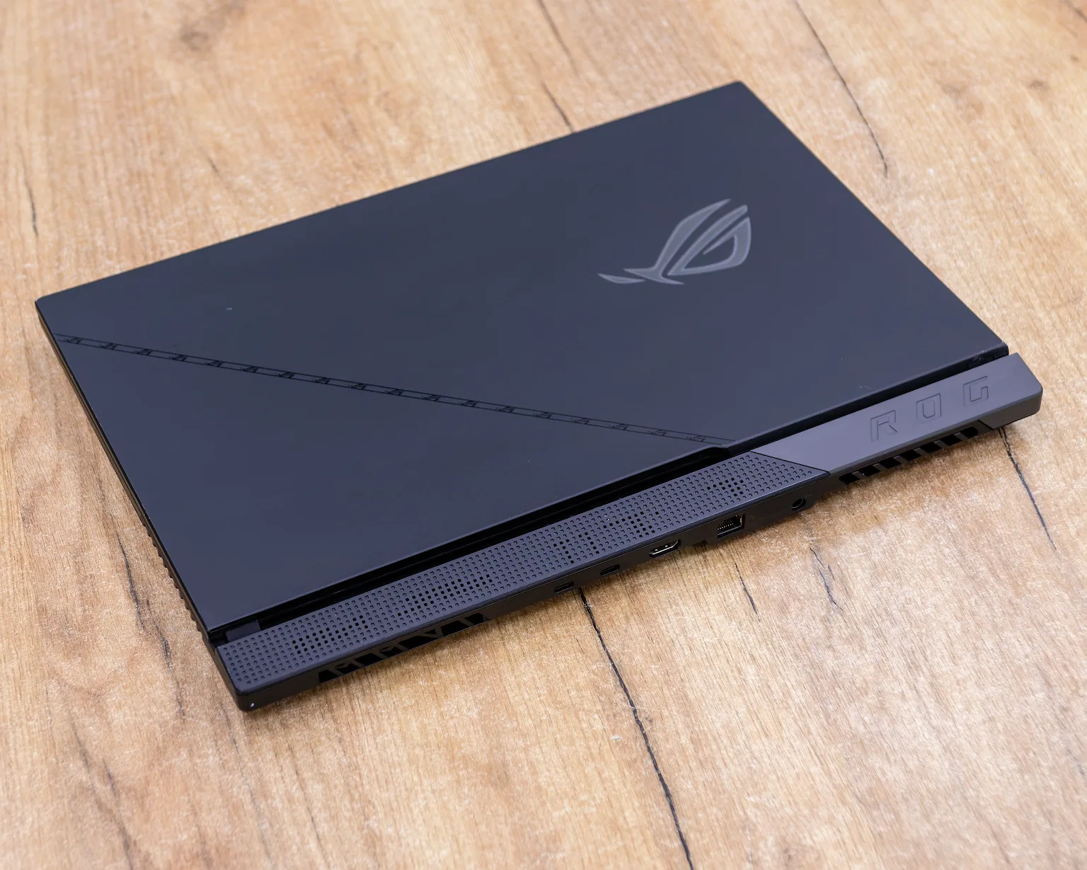 Игровой ноутбук ASUS ROG Strix SCAR 17 2023 G733 (240Hz/Ryzen 9 7945HX/RTX 4090 16GB/16GB/SSD 1TB)