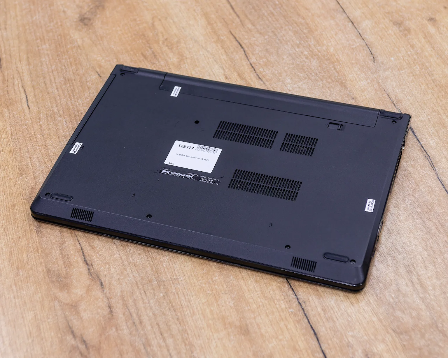 Ноутбук Dell Inspiron 15 3567 (FHD/i3-6gen/R5 M330 2GB/4GB/SSD 256GB)